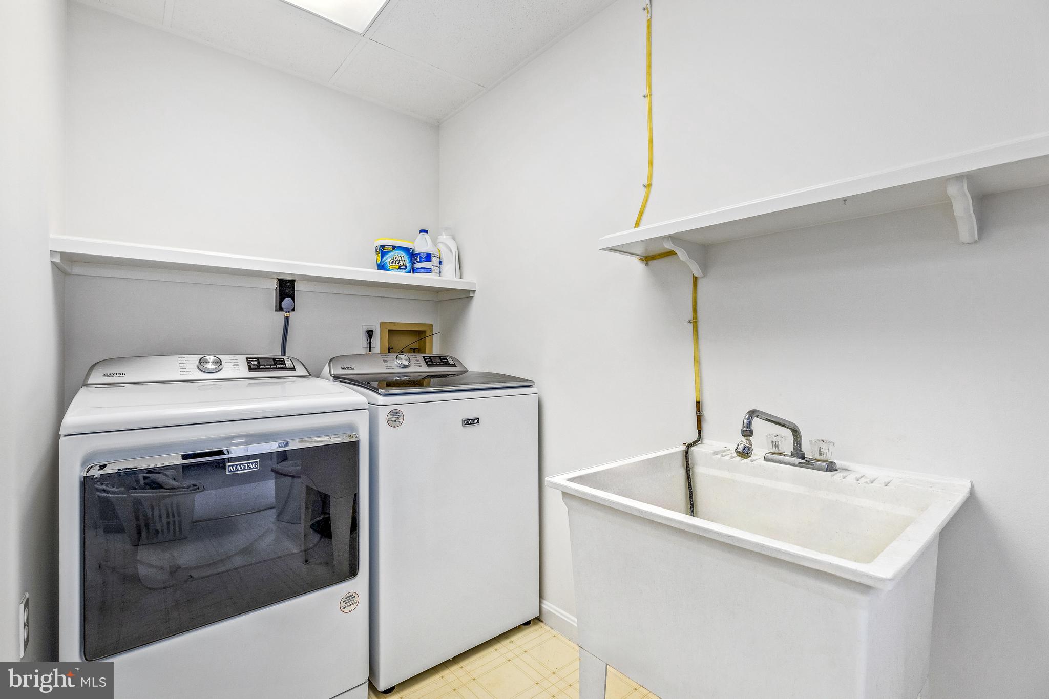 WESTMORELAND HILLS - Residential