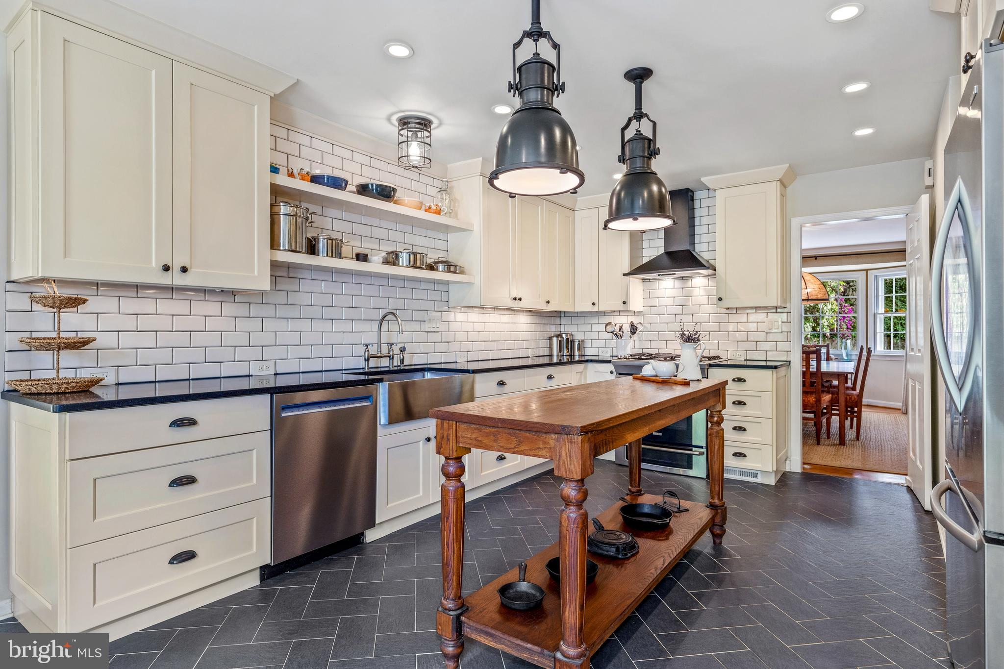 WESTMORELAND HILLS - Residential