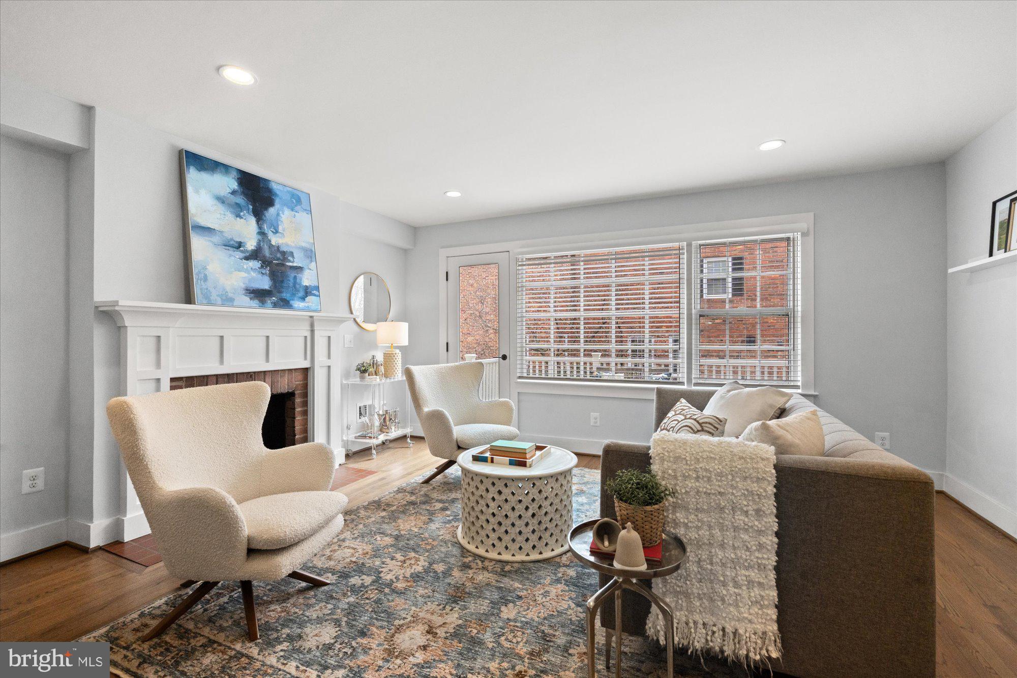 YATES GARDENS - Residential