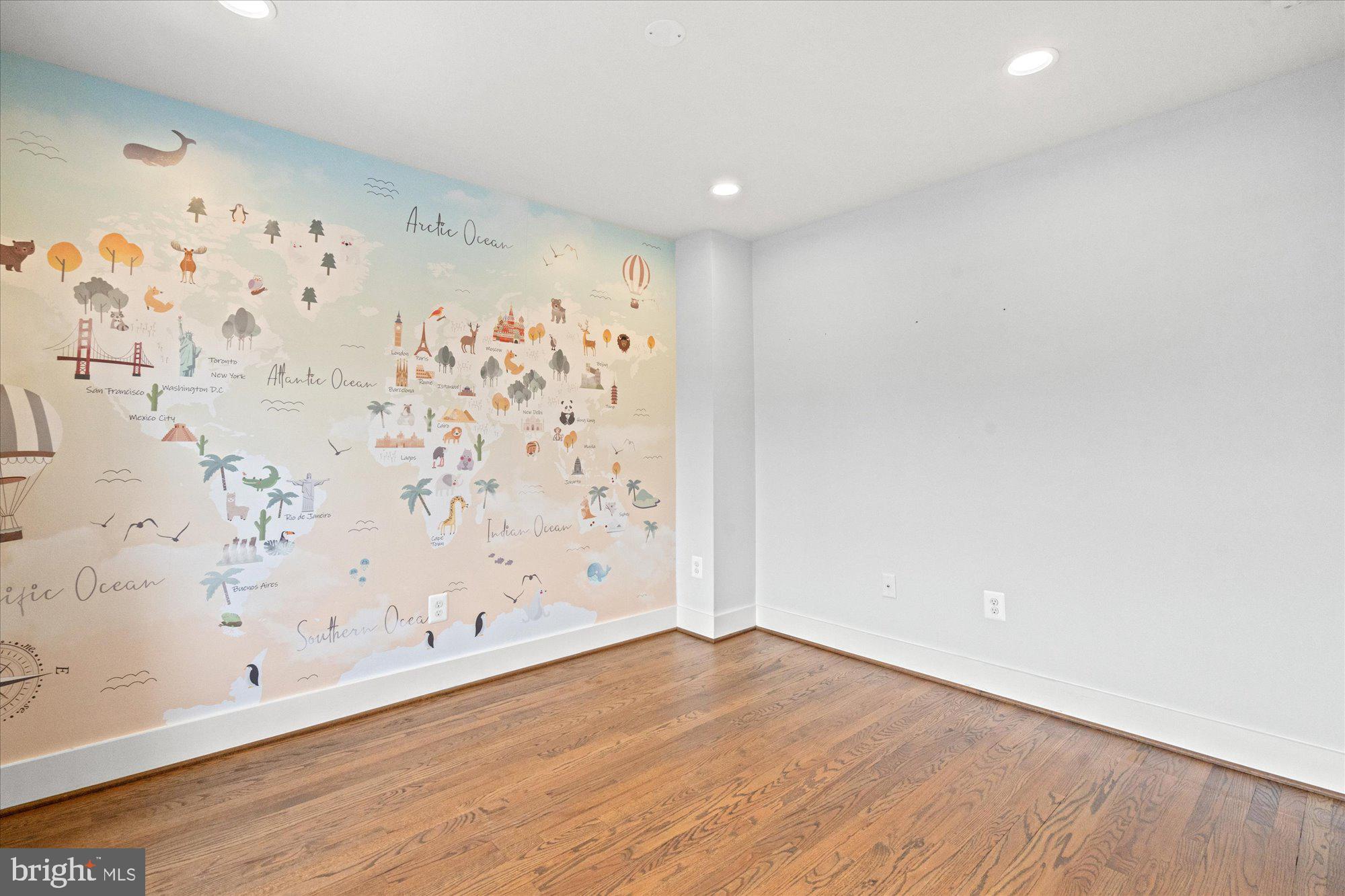 YATES GARDENS - Residential