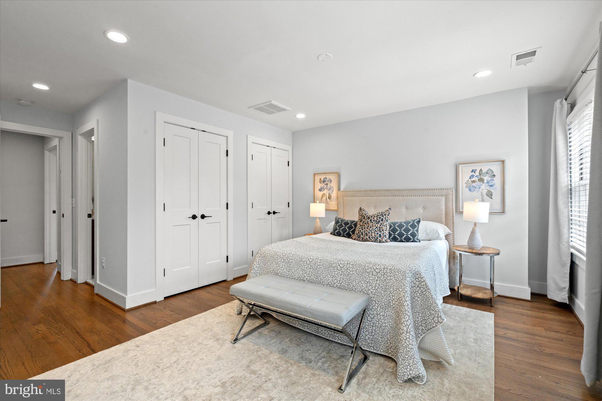 YATES GARDENS - Residential