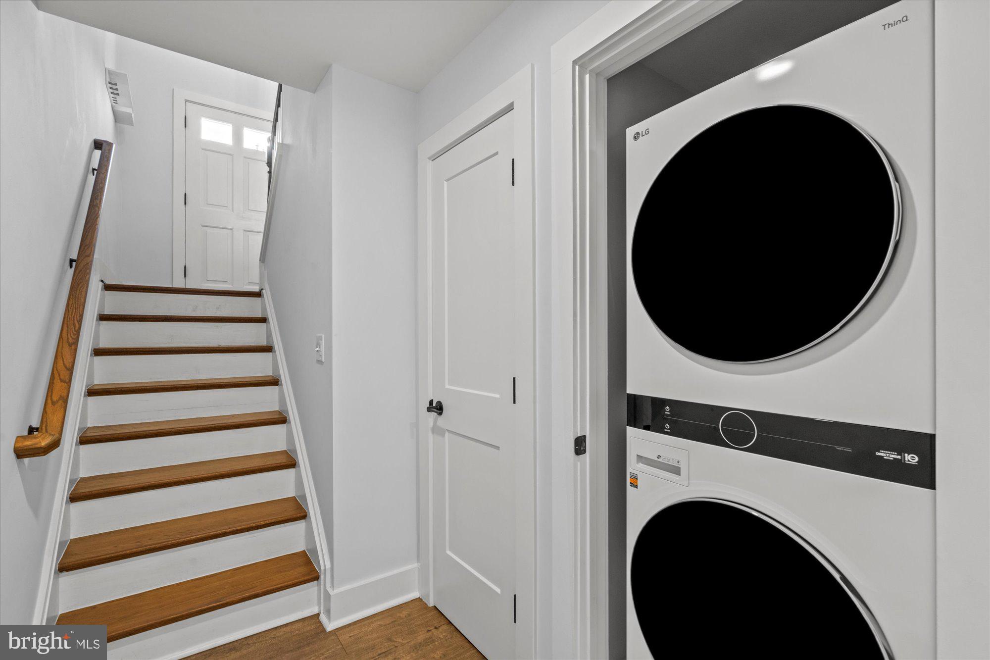 YATES GARDENS - Residential