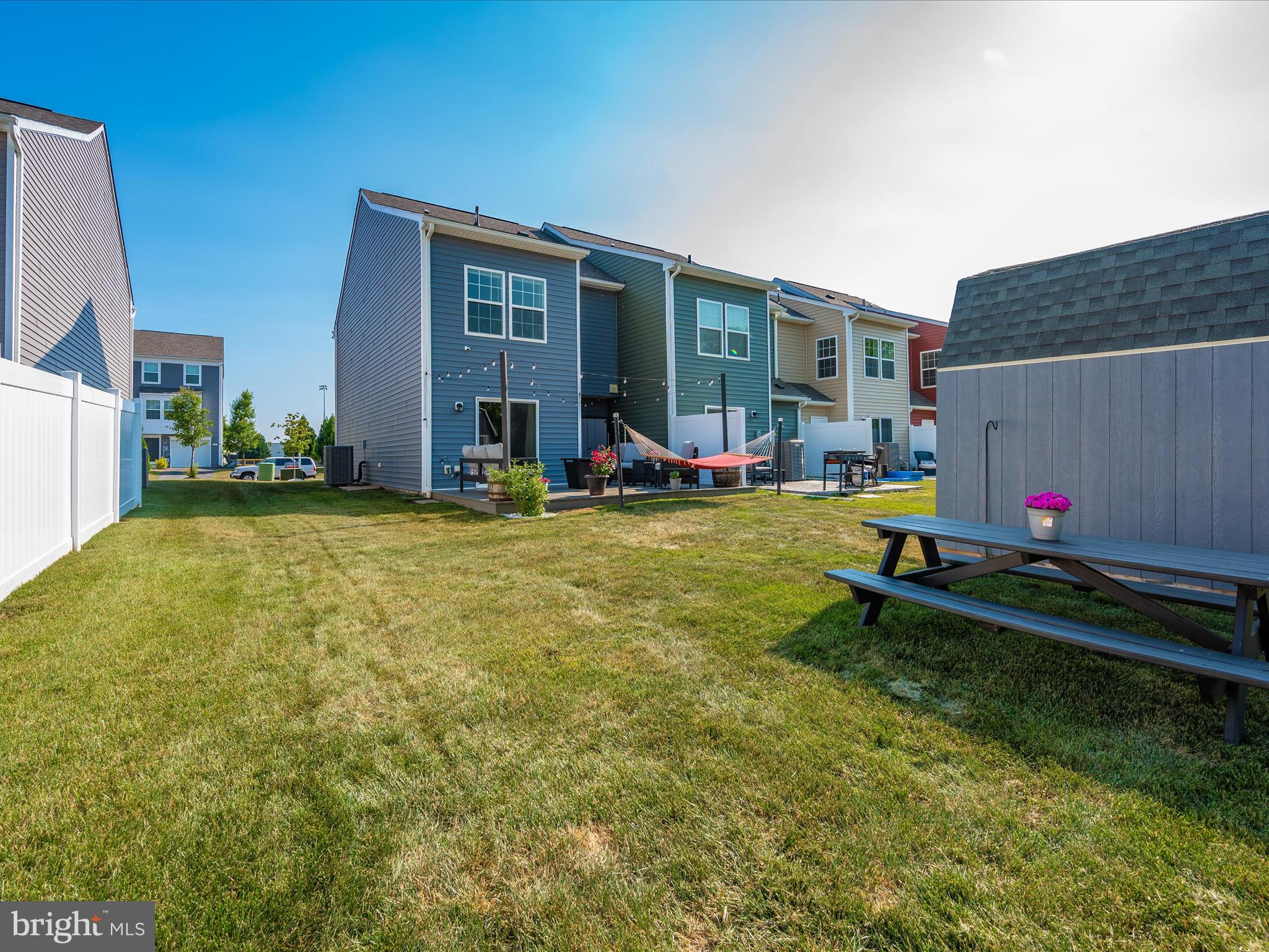 BRIAR RUN - Residential