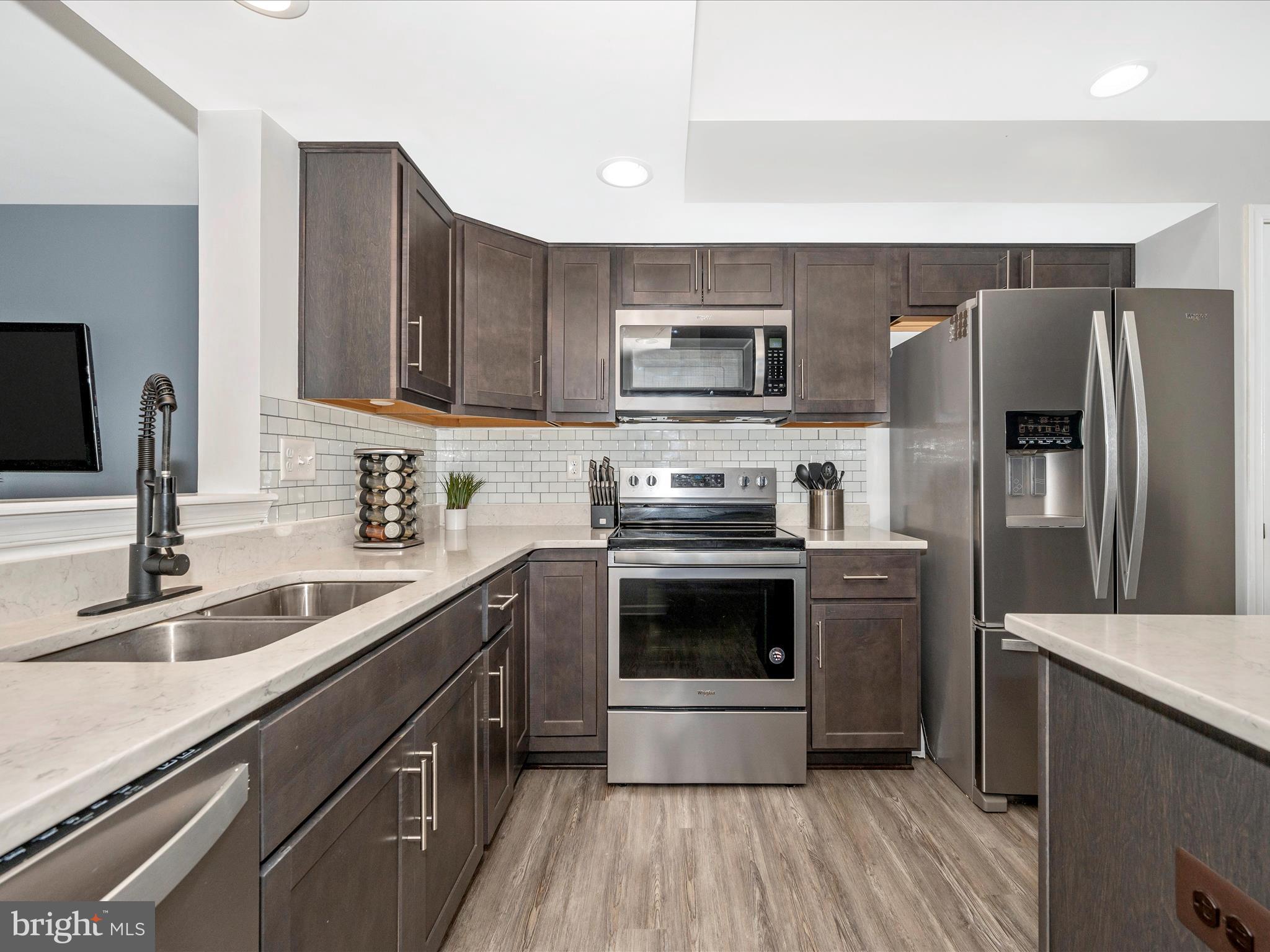 BRIAR RUN - Residential