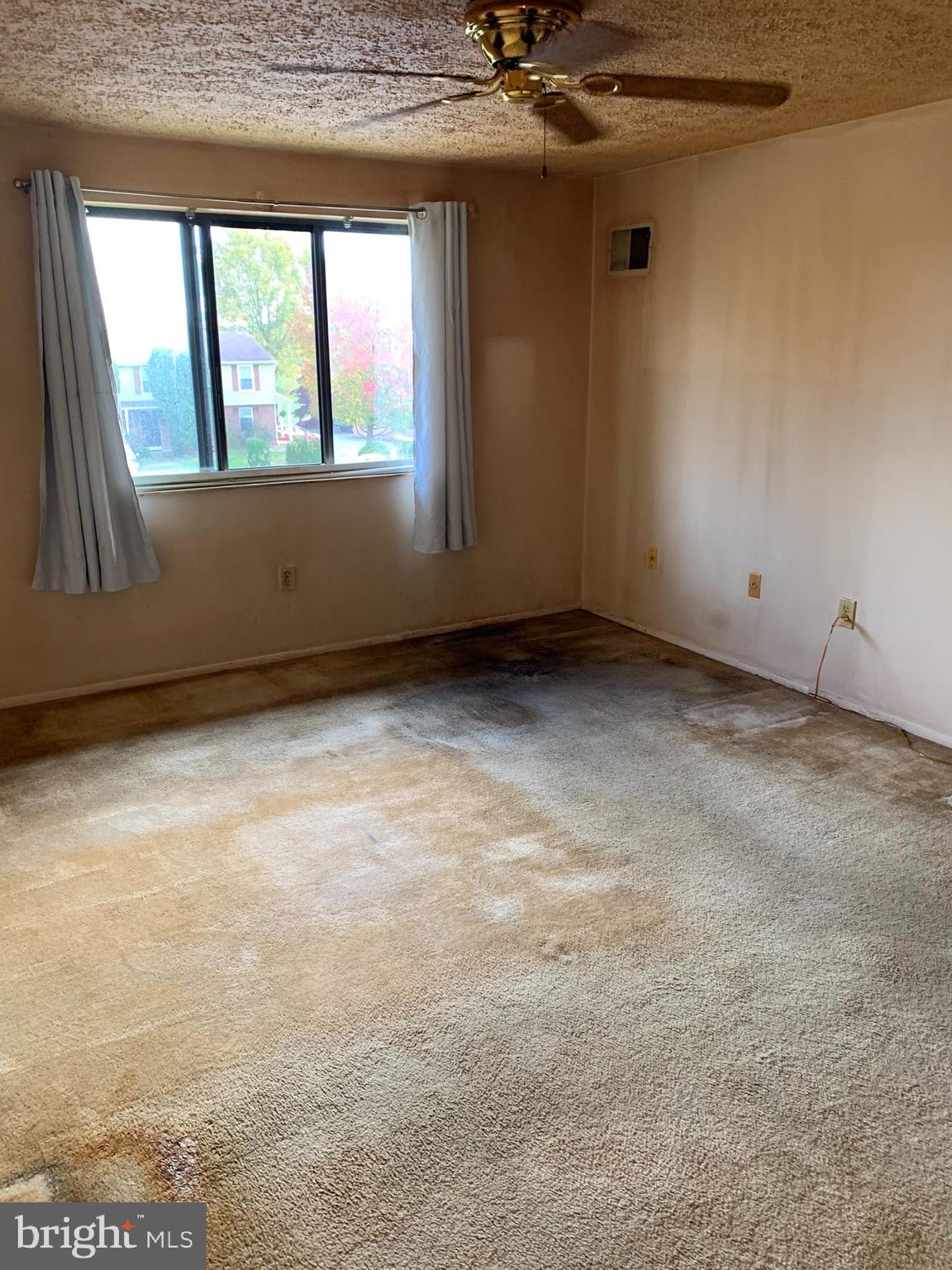 AMBERTOWNE - Residential