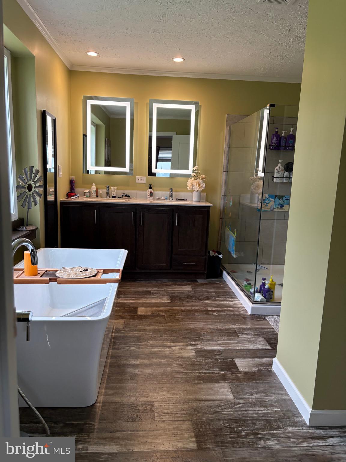 NONE, RURAL - Residential