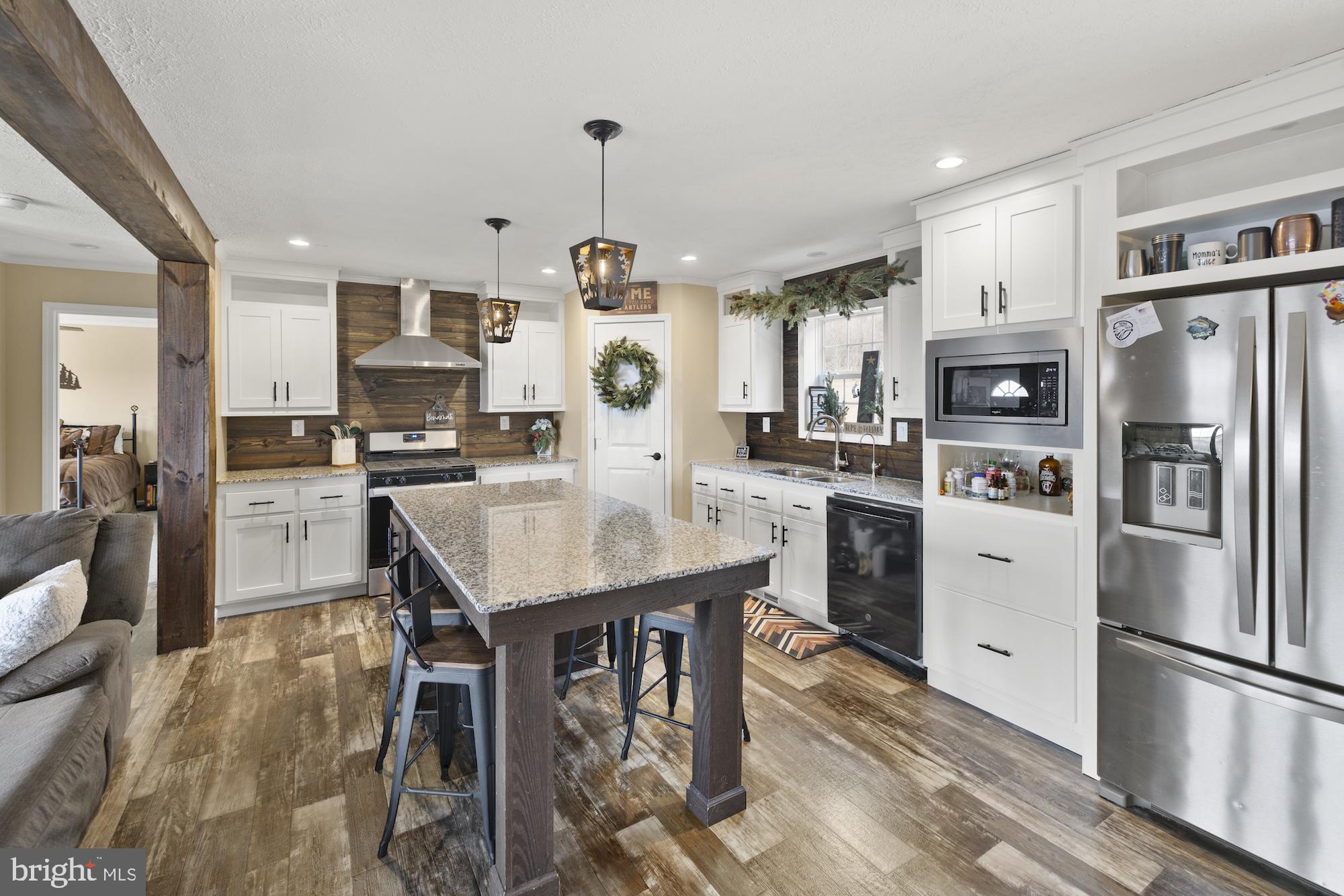 NONE, RURAL - Residential