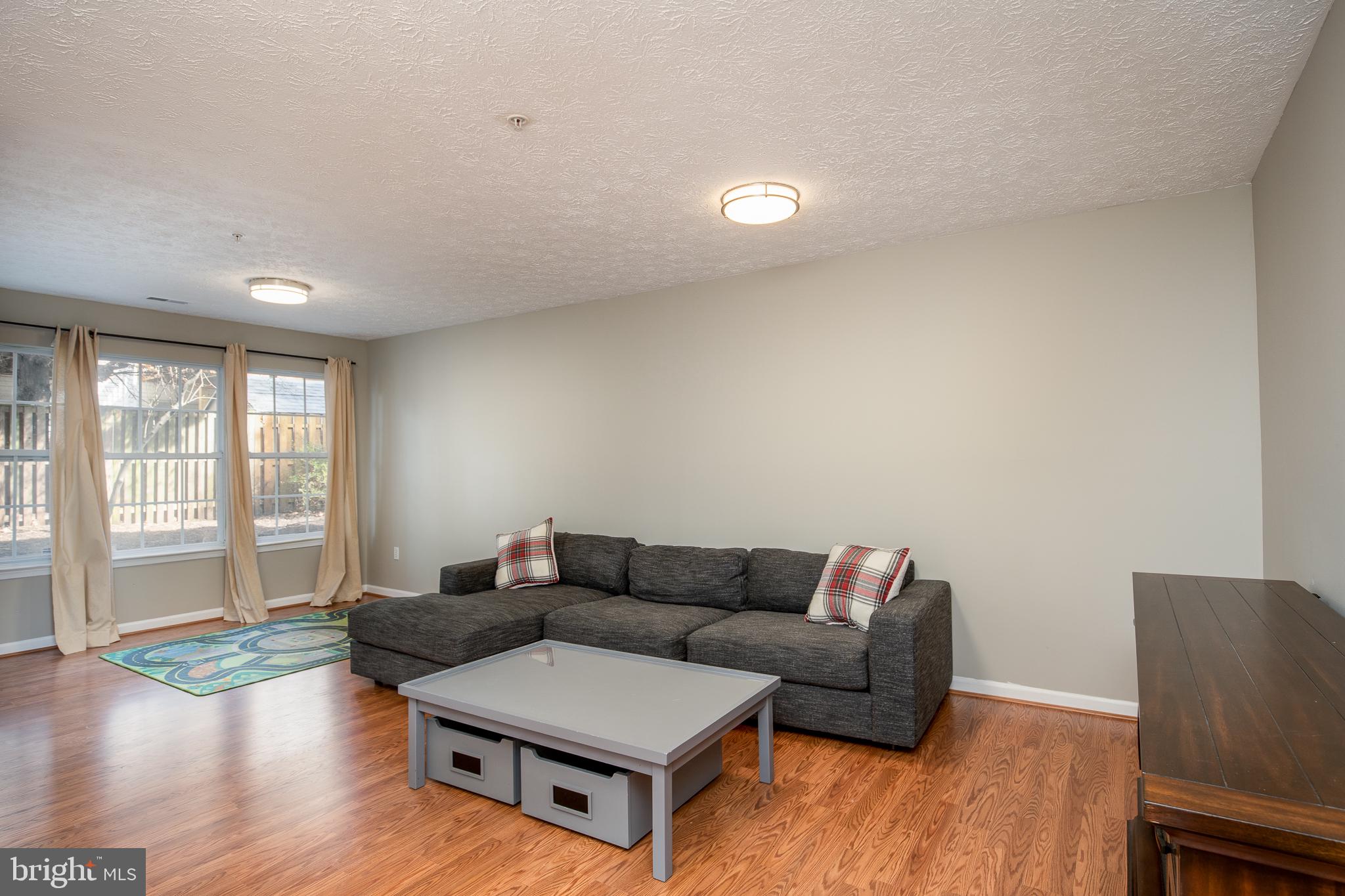 QUAIL RUN SOUTH - Residential