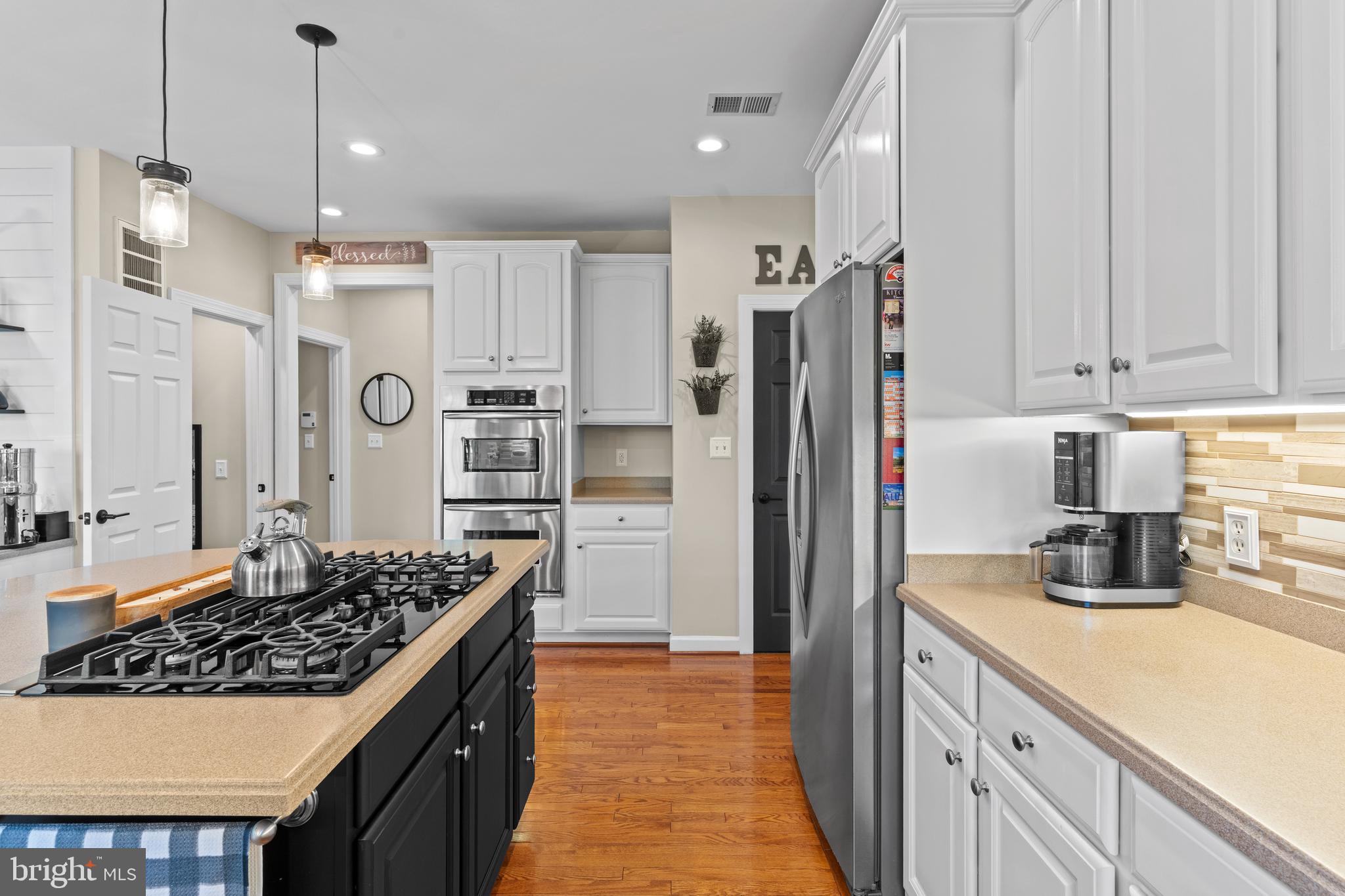 POLAND - Residential