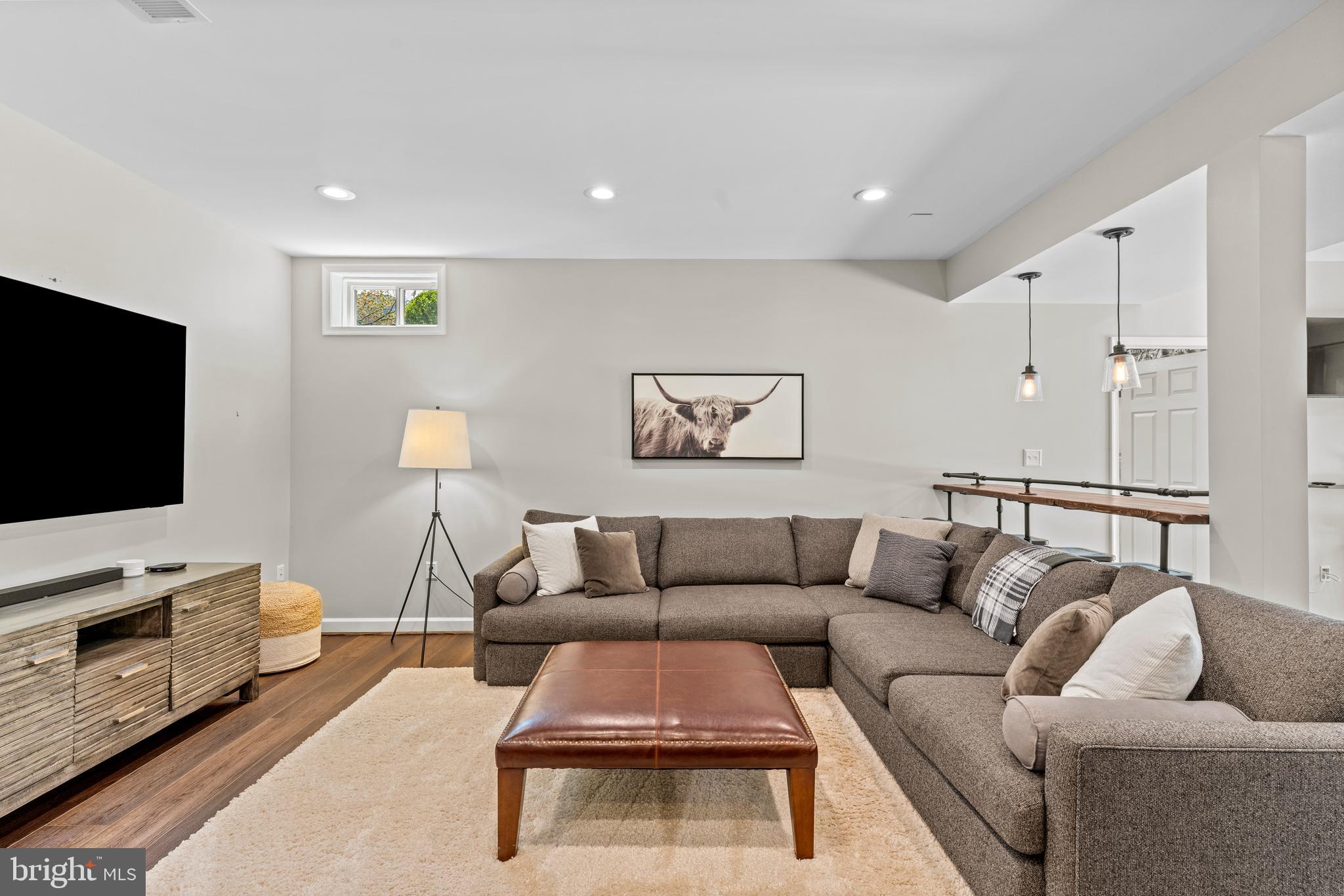 POLAND - Residential