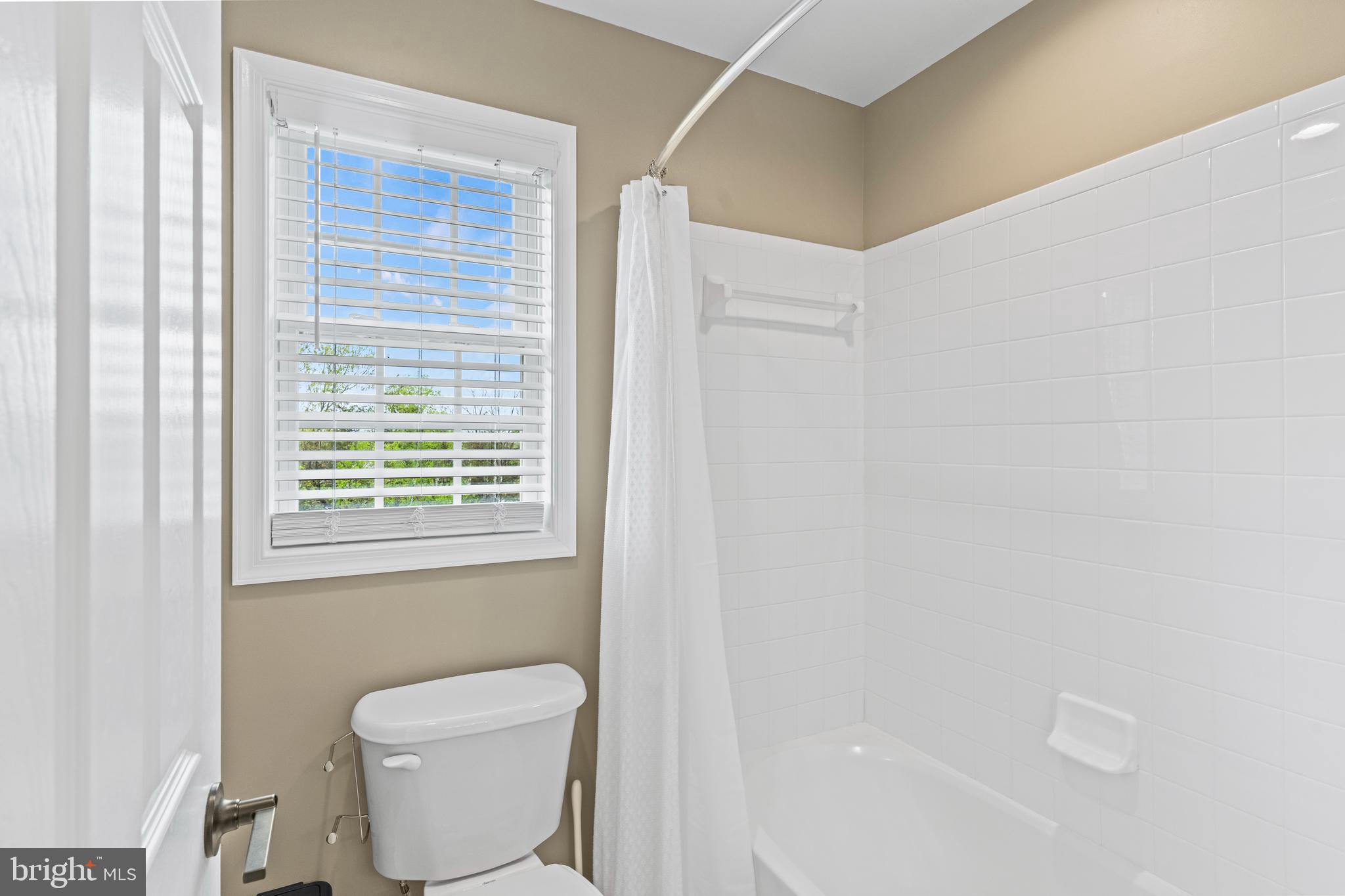 POLAND - Residential