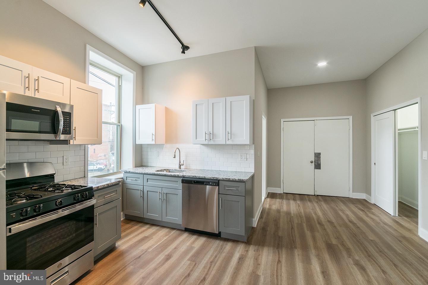 937 N 2ND STREET UNIT 2F