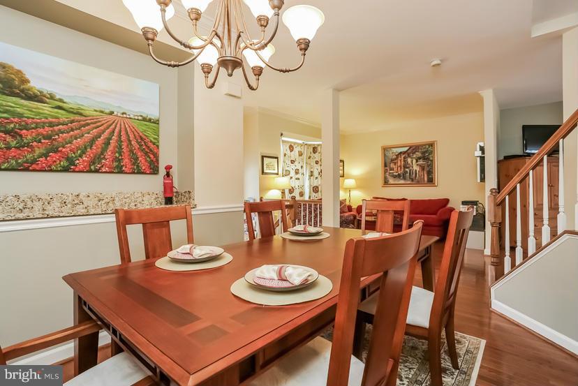 LOWES ISLAND - Residential