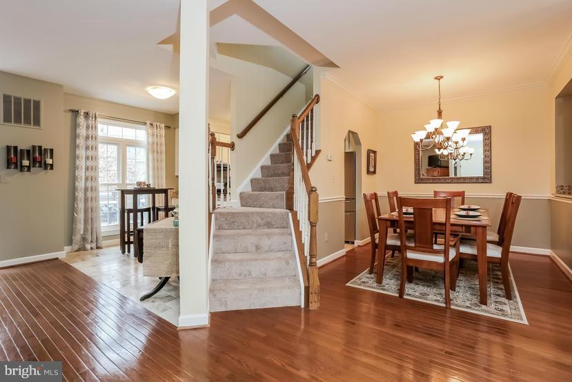 LOWES ISLAND - Residential