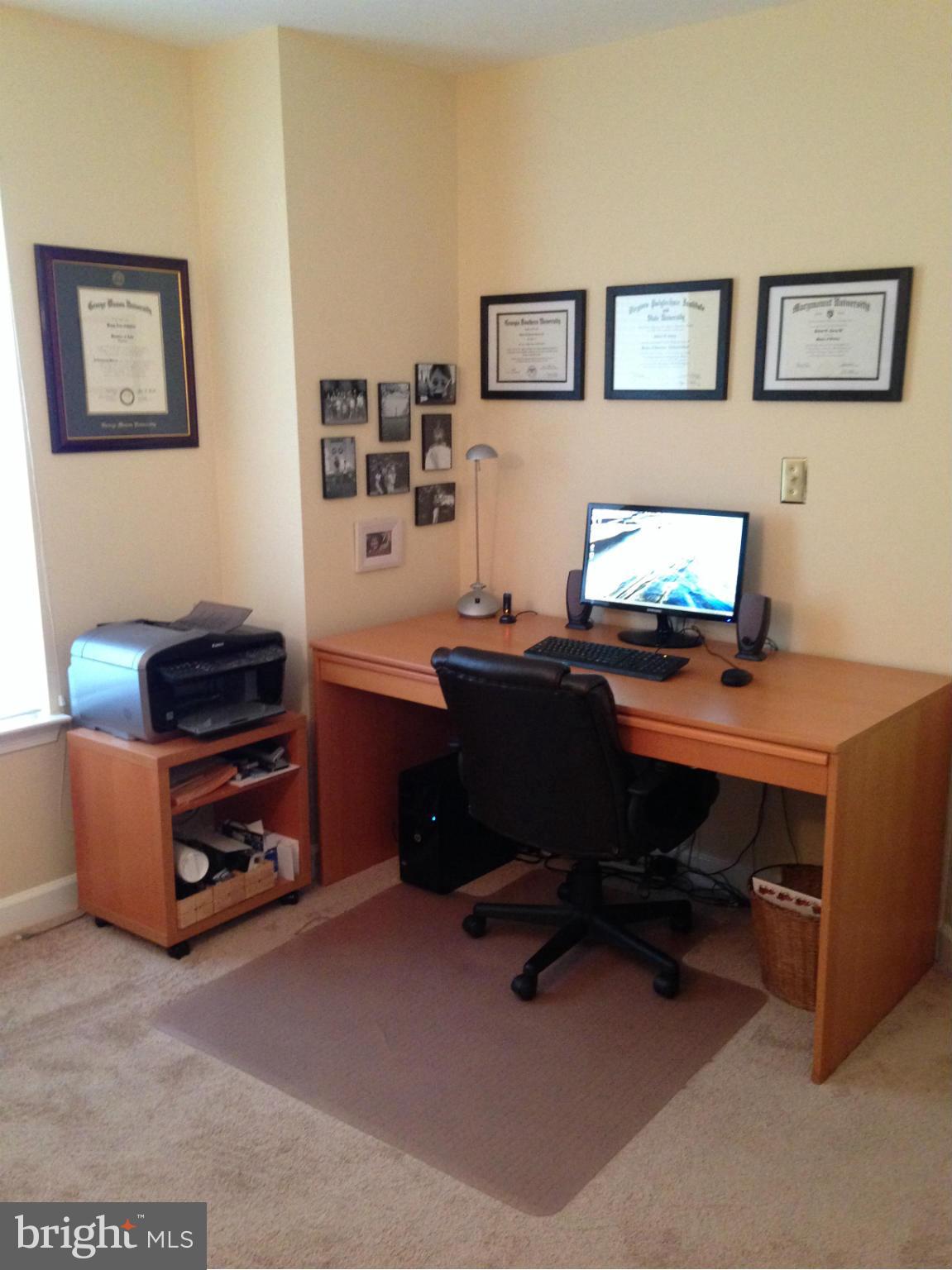 LOWES ISLAND - Residential