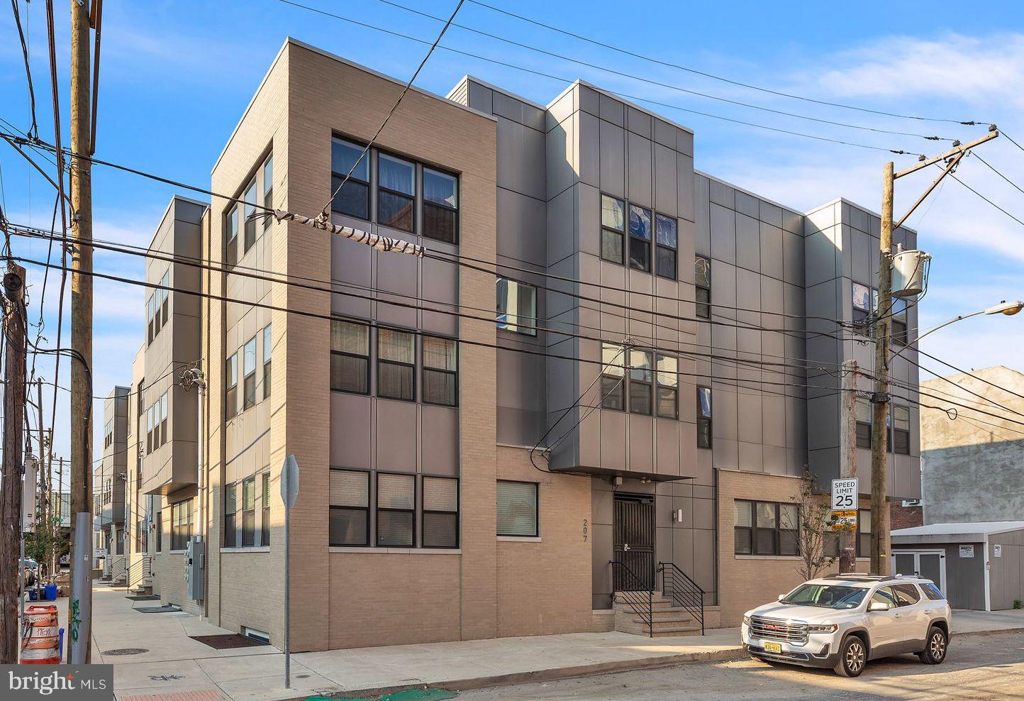 FISHTOWN - Residential