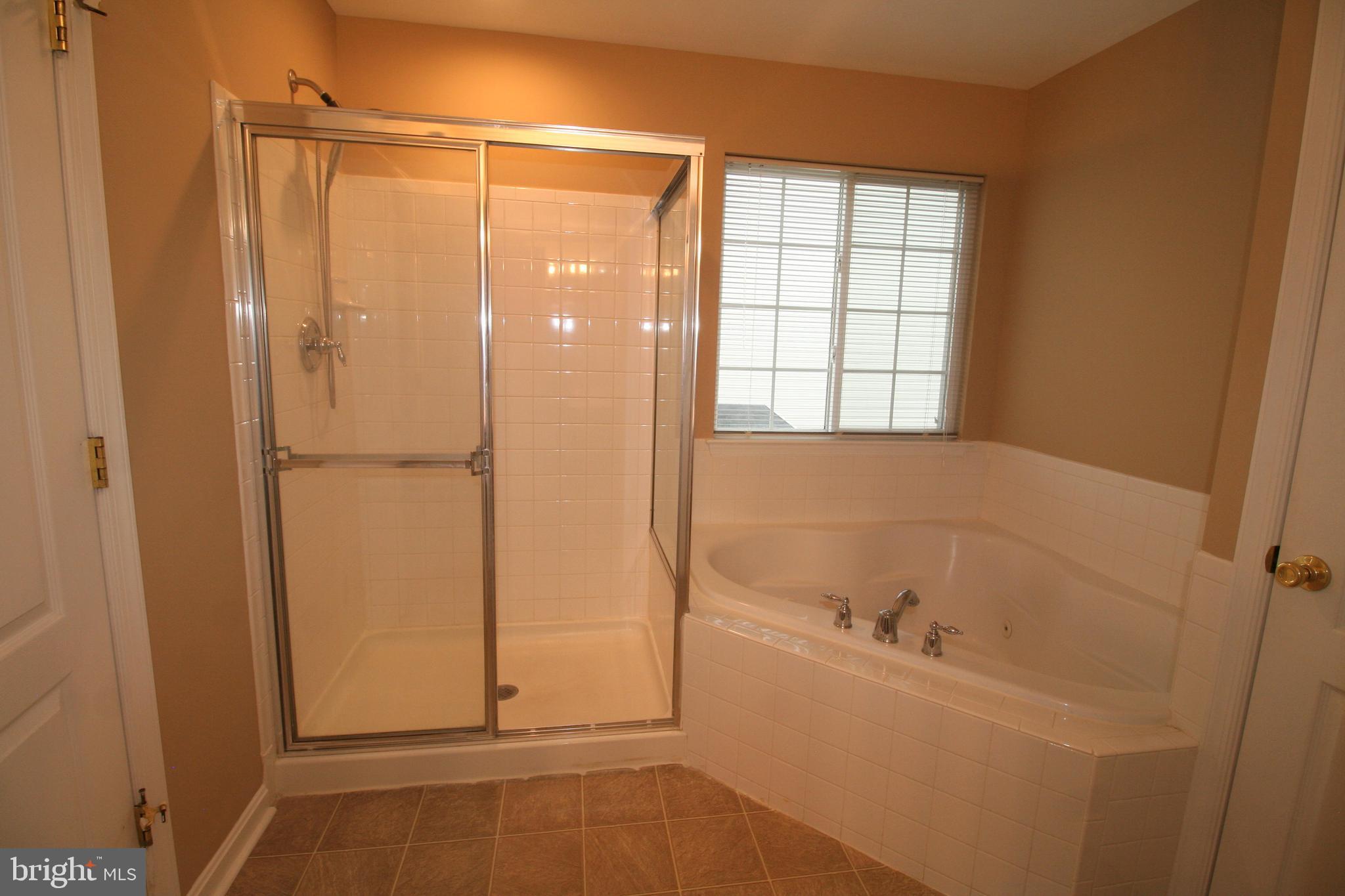 ROLLING OAKS II - Residential