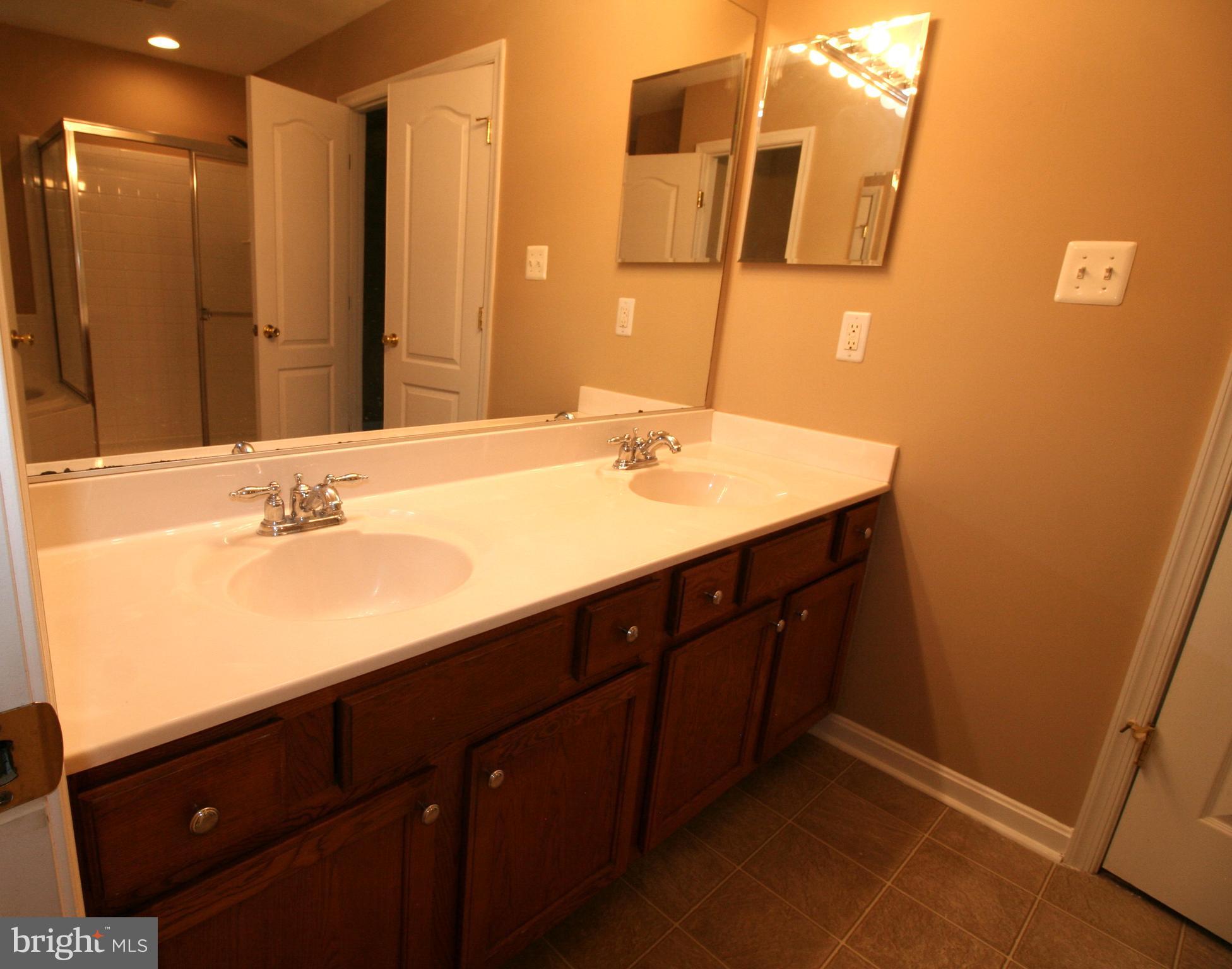 ROLLING OAKS II - Residential