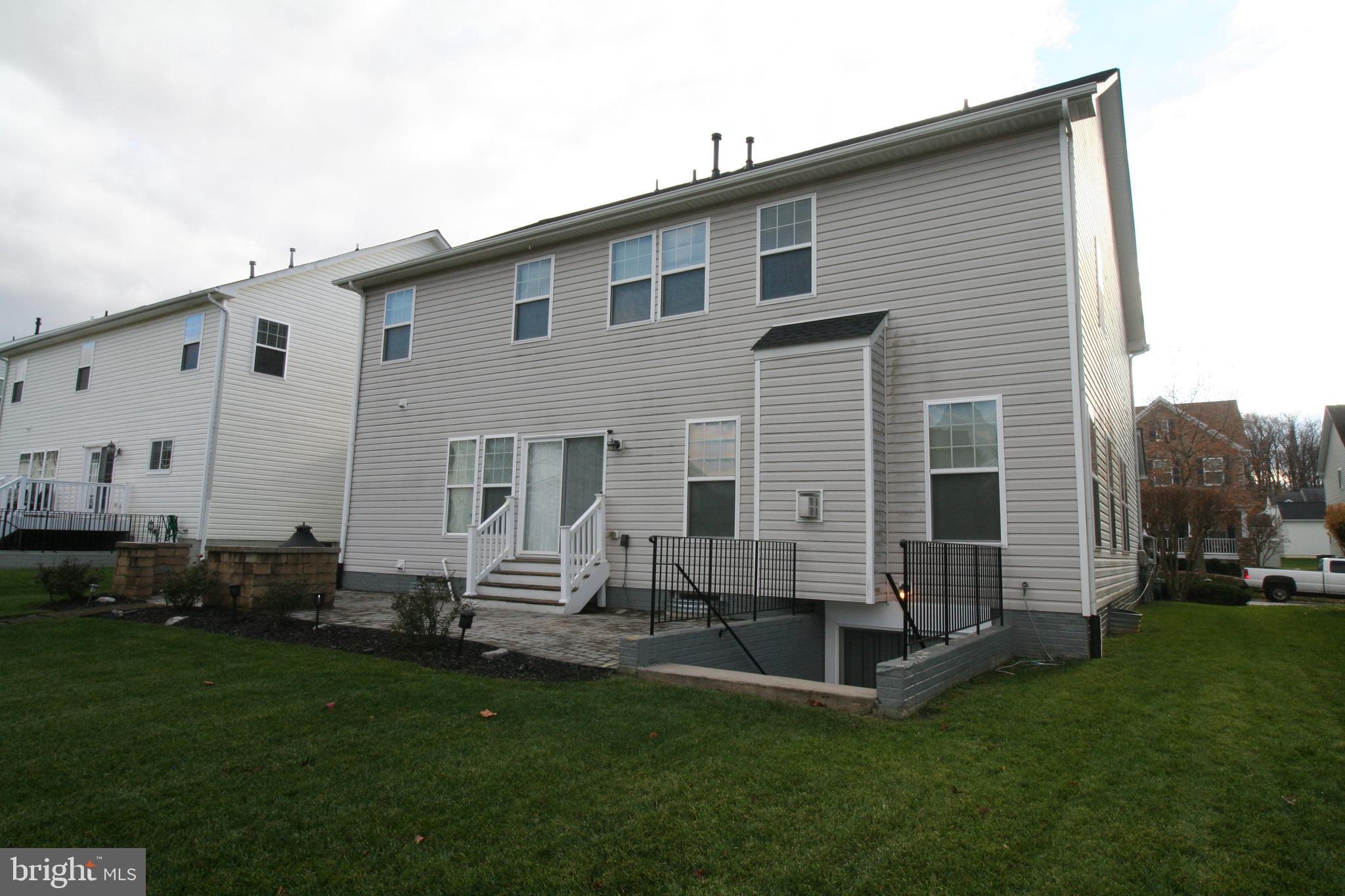 ROLLING OAKS II - Residential