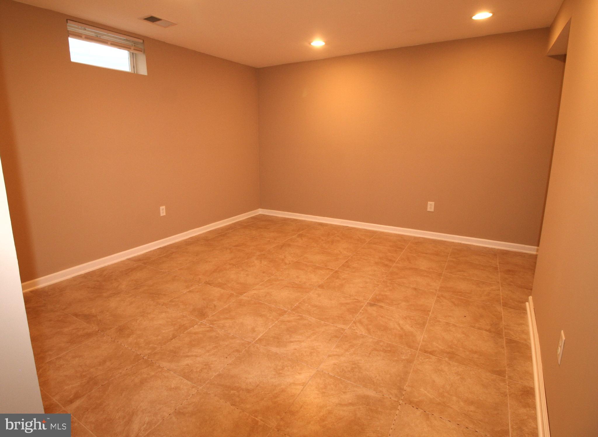 ROLLING OAKS II - Residential