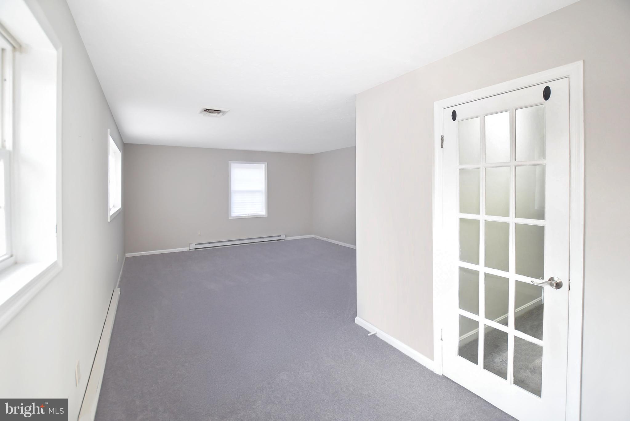 HUNTING CREEK WOODS - Residential