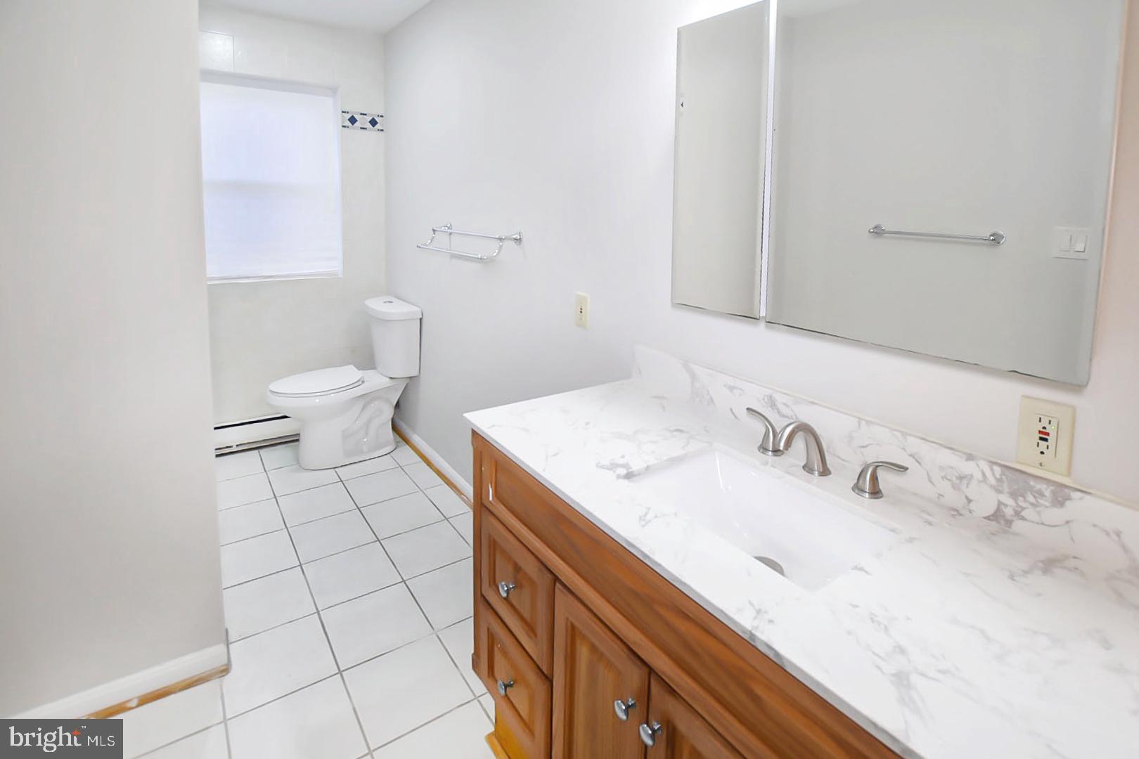 HUNTING CREEK WOODS - Residential