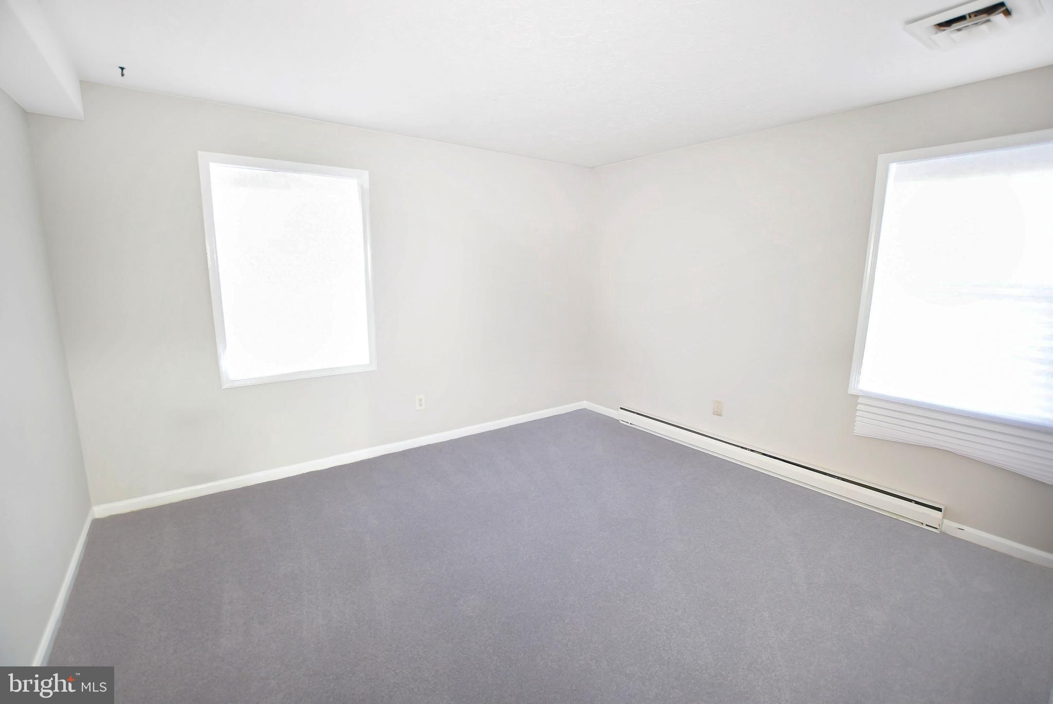 HUNTING CREEK WOODS - Residential