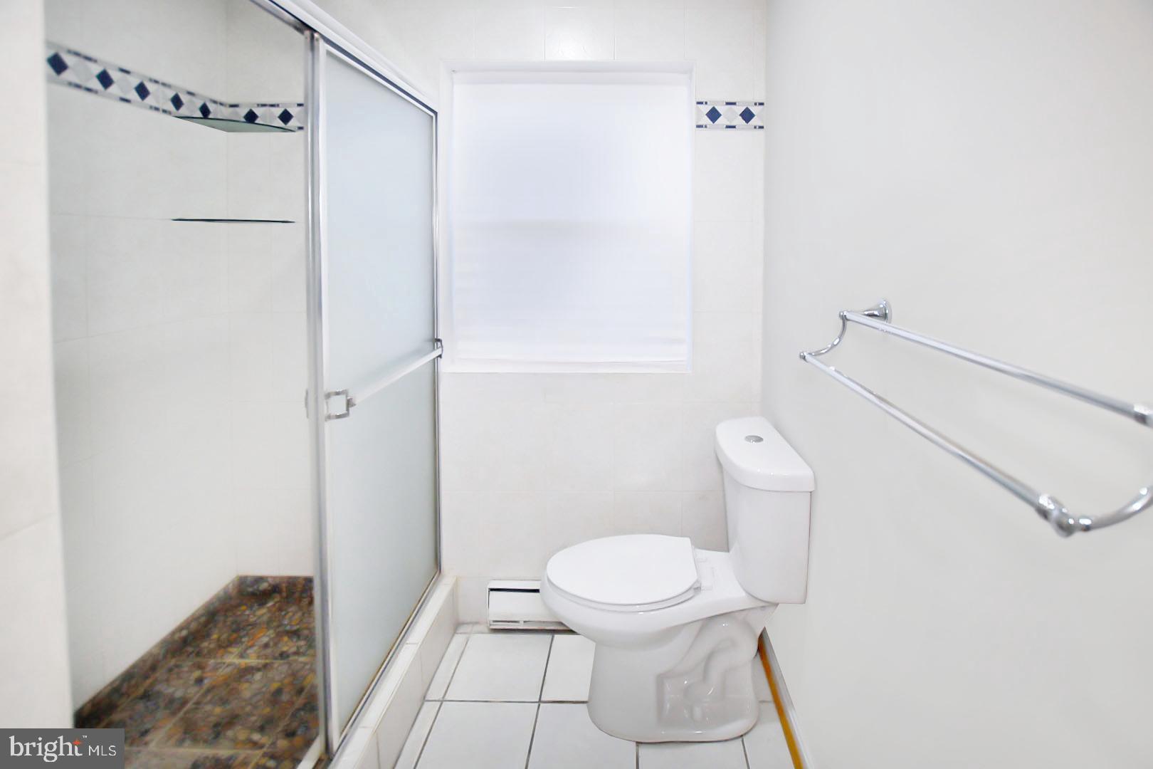 HUNTING CREEK WOODS - Residential