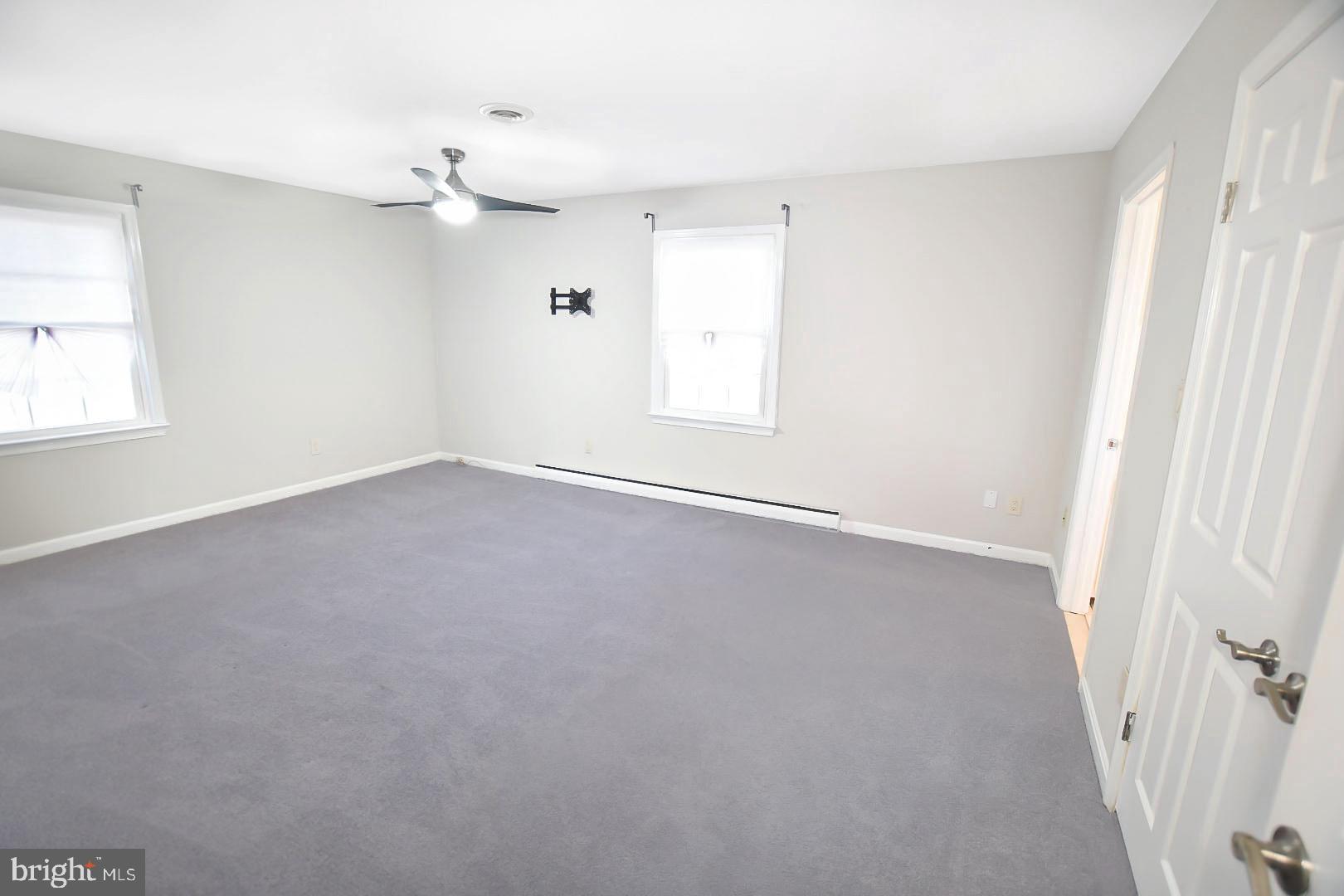 HUNTING CREEK WOODS - Residential