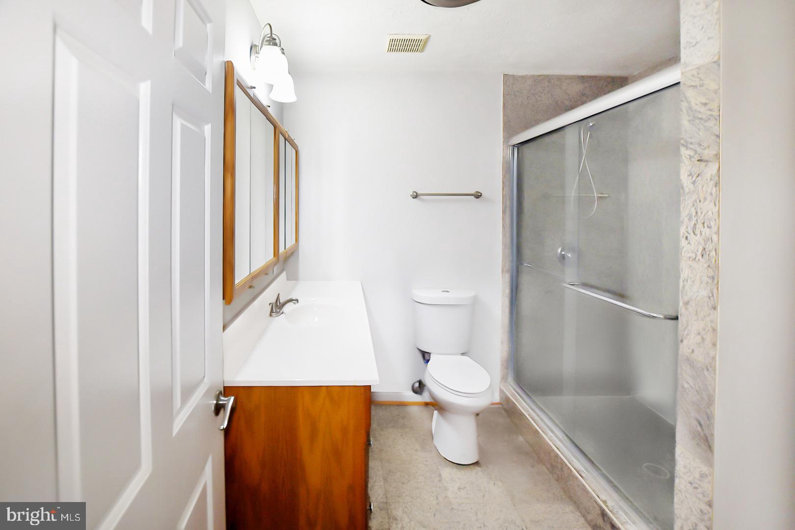 HUNTING CREEK WOODS - Residential