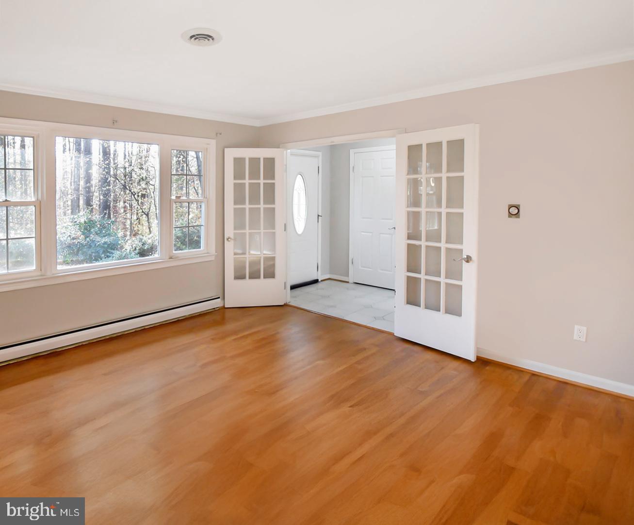 HUNTING CREEK WOODS - Residential