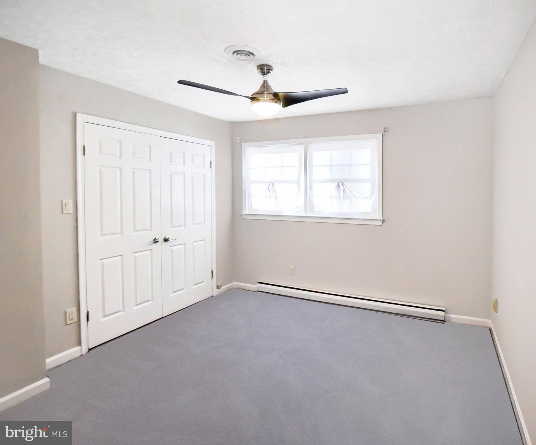 HUNTING CREEK WOODS - Residential