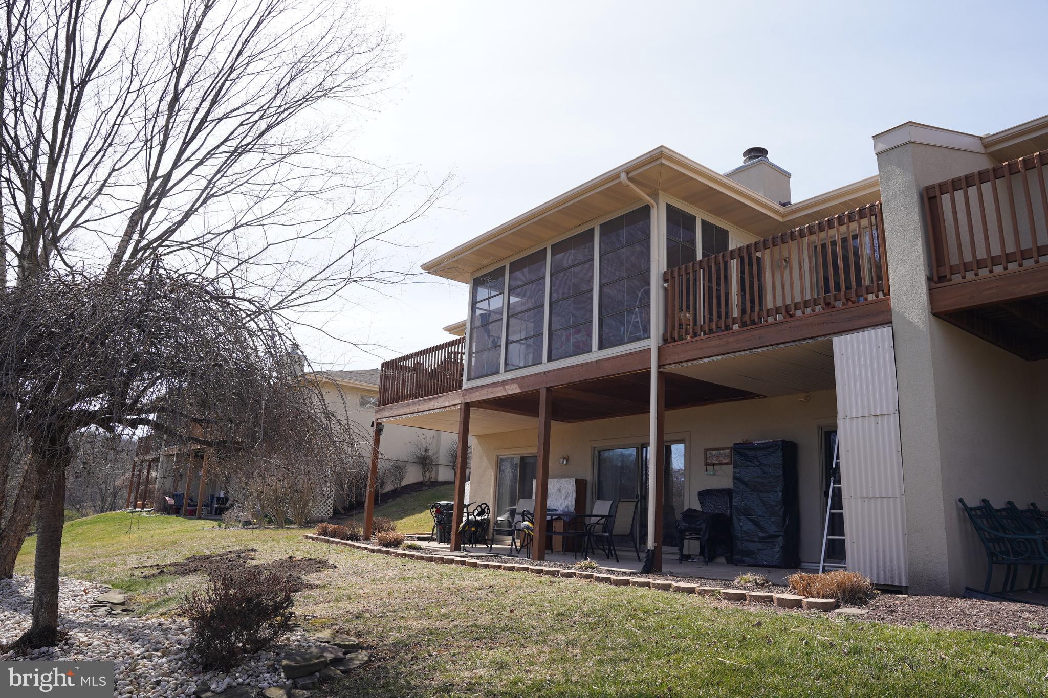 THE WOODS - Residential