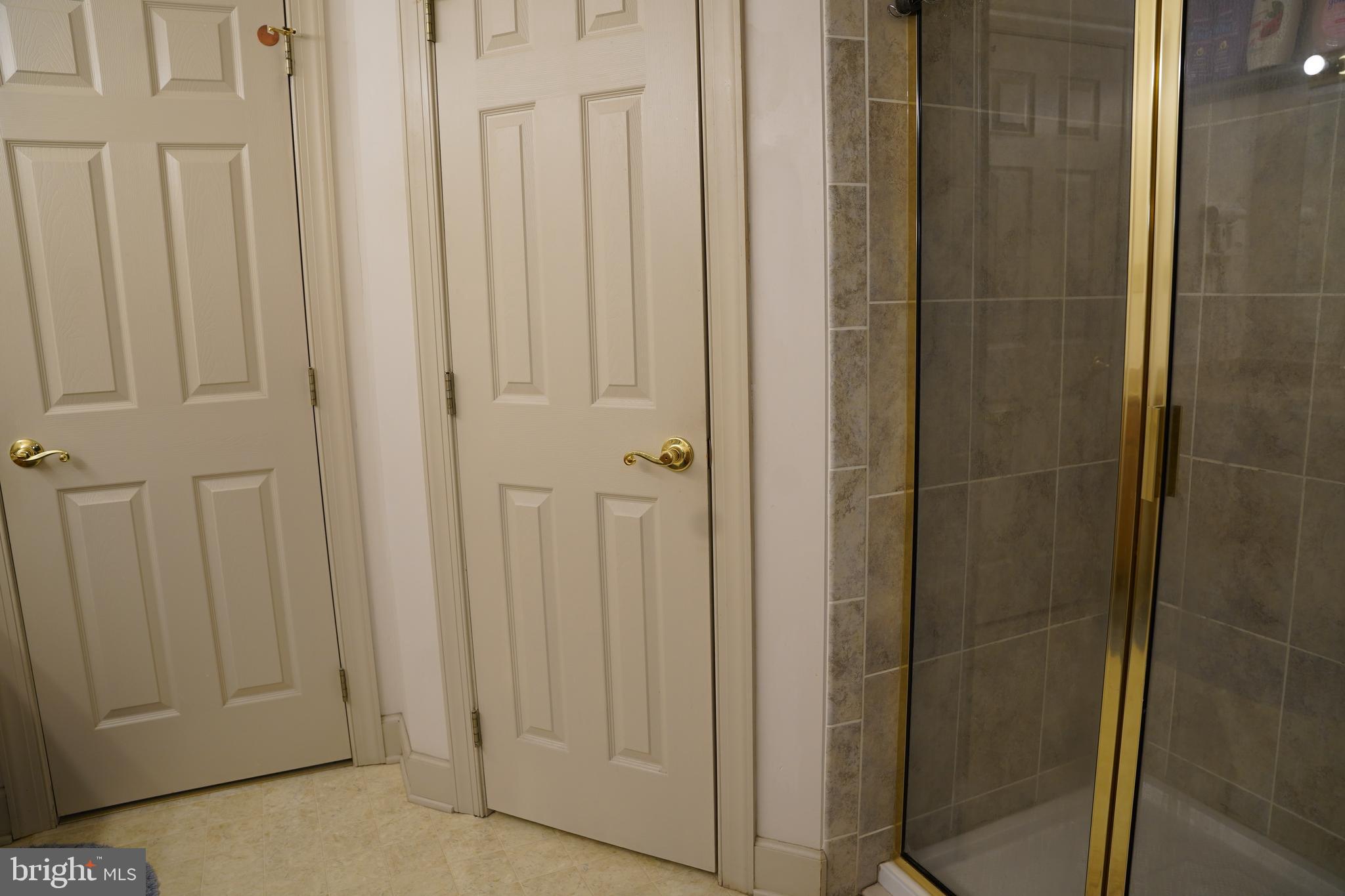 THE WOODS - Residential