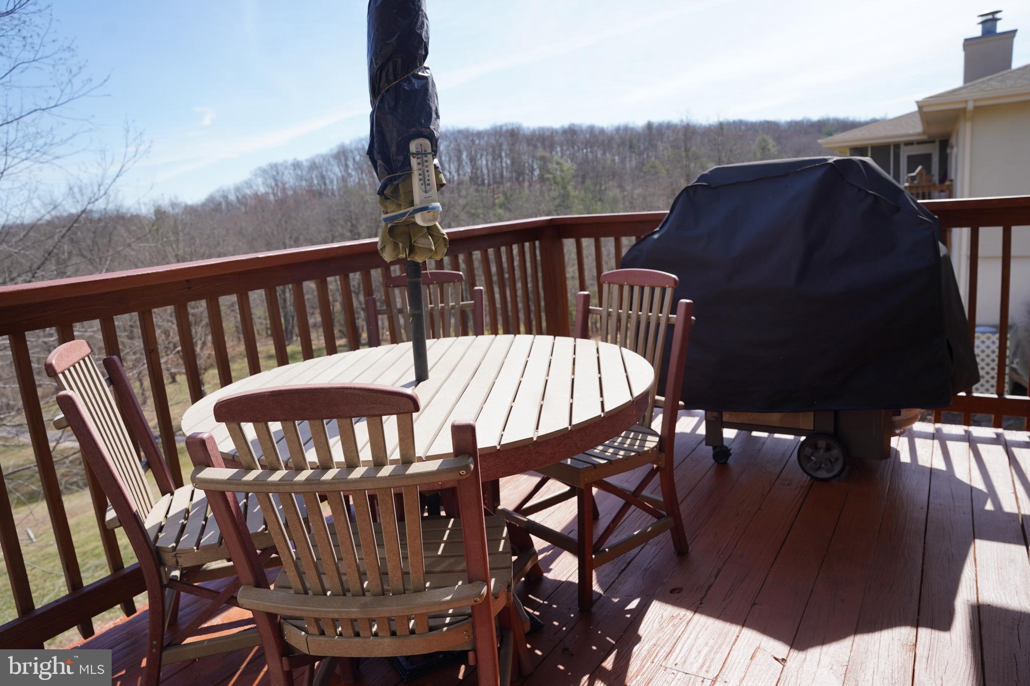 THE WOODS - Residential