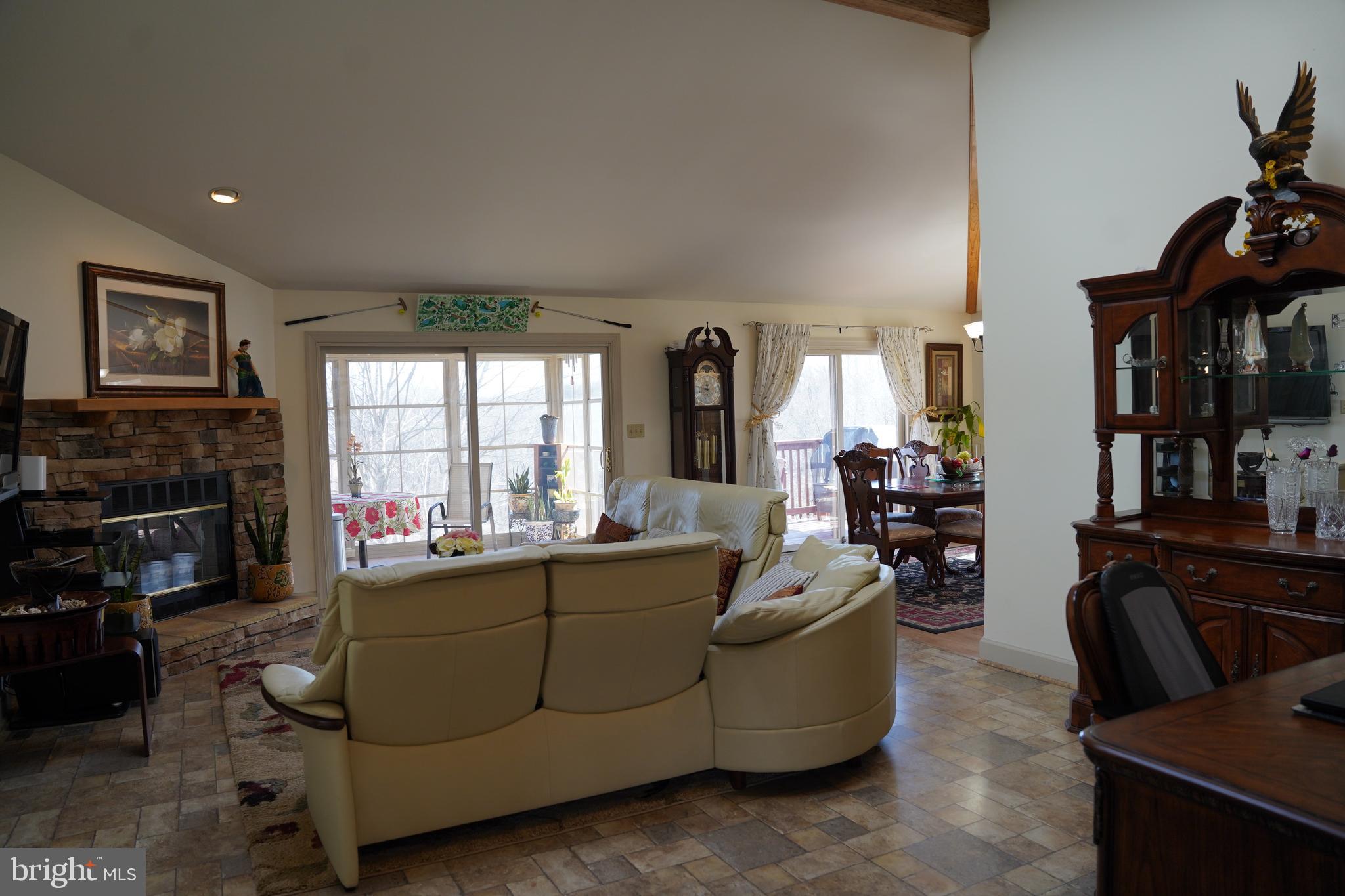 THE WOODS - Residential