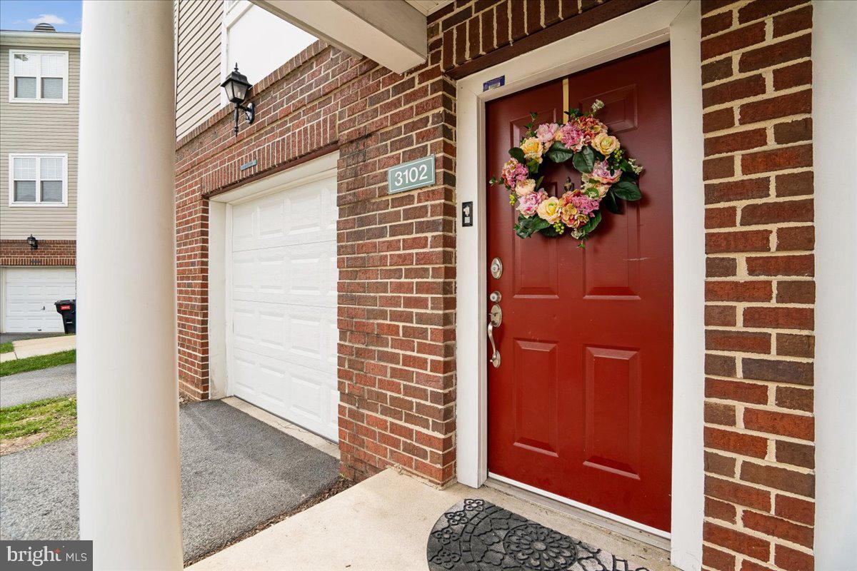 WINDSOR CROSSING - Residential