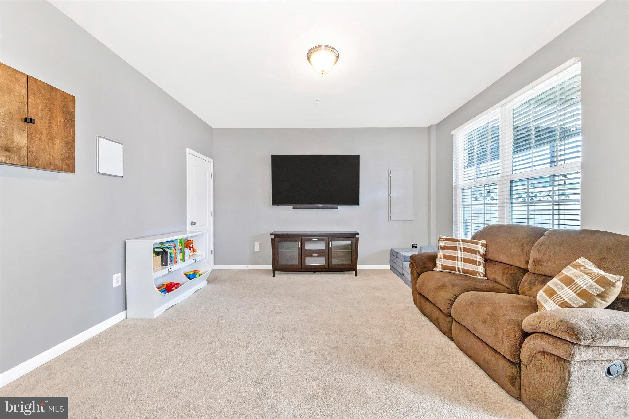 LINTON AT BALLENGER - Residential