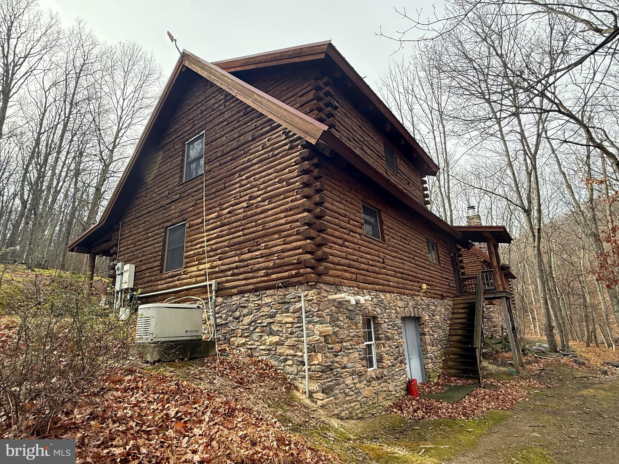 WHITETAIL RIDGE SUBDIV - Residential