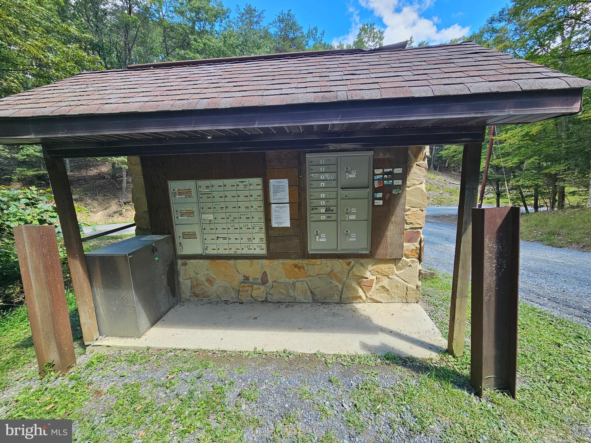 WHITETAIL RIDGE SUBDIV - Residential