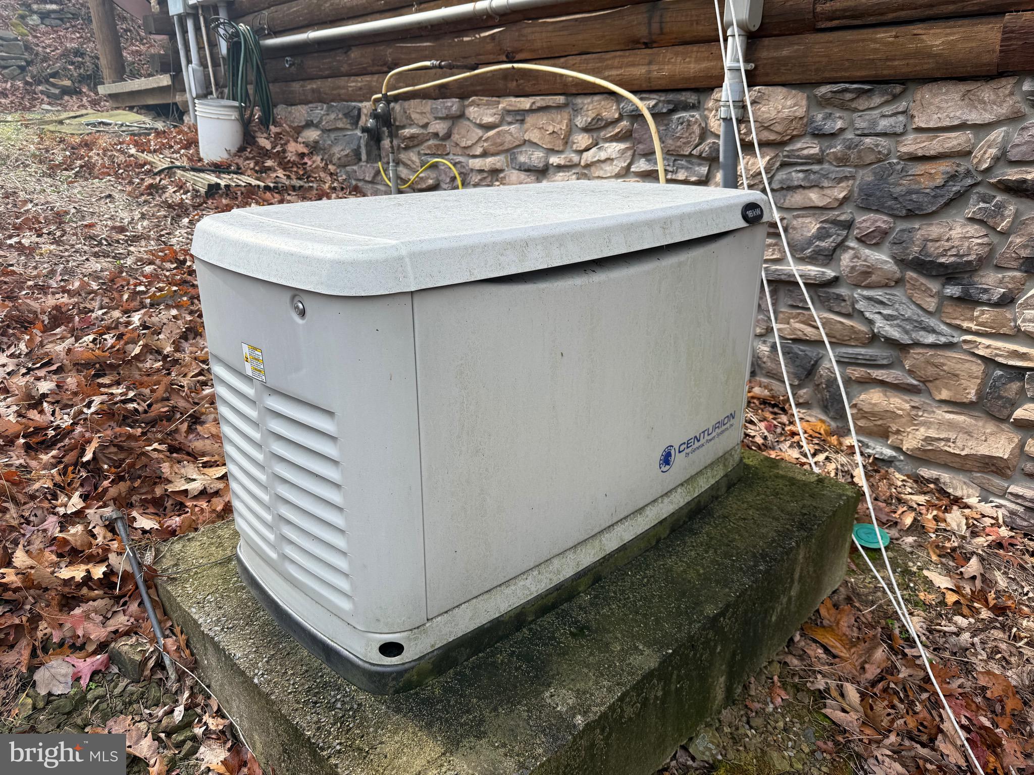 WHITETAIL RIDGE SUBDIV - Residential