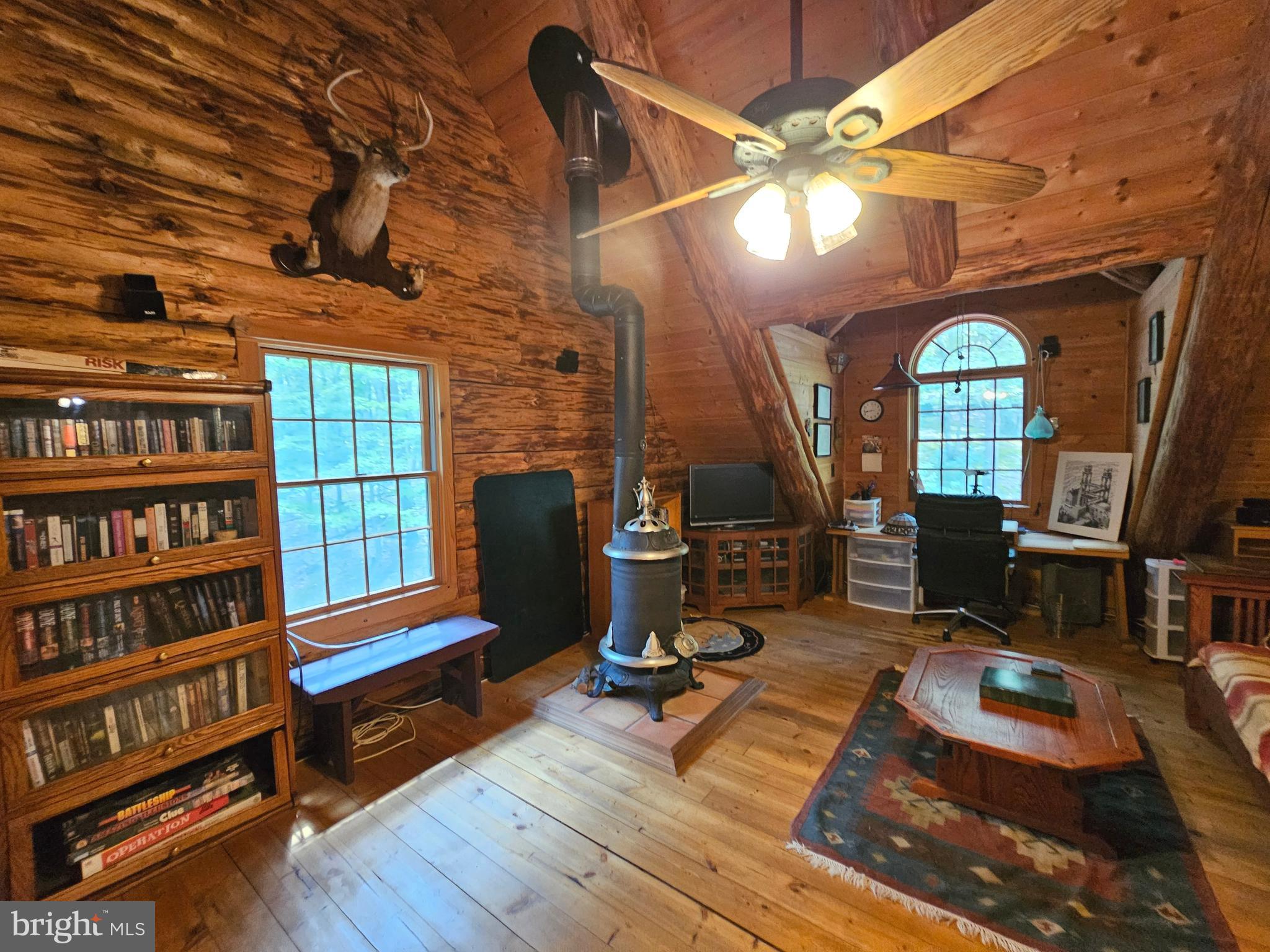 WHITETAIL RIDGE SUBDIV - Residential