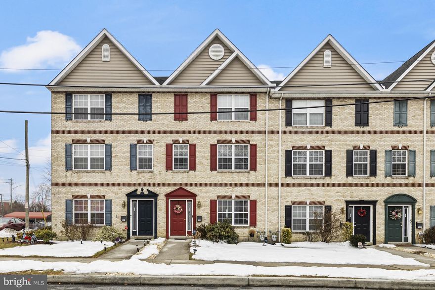 Welcome to 303 W 9th Street, a charming 3-story townhome situated in the heart of New Castle. It's convenient location just minutes from the scenic waterfront, local parks, and the cobblestone streets of New Castle Historic District make it an ideal setting. Featuring 4 bedrooms and 3.5 baths, this well-maintained home offers the perfect blend of classic character and everyday comfort. From the moment you arrive, you’ll appreciate the inviting curb appeal with its all brick exterior and wine-colored shutters. Inside there is a welcoming foyer on the first level with a full bedroom and bathroom, ideal for flexible use as a guest suite, home office or man-cave. There is also direct access to the attached garage fully equipped with a utility room and additional storage space. On the main floor, there is an expansive family room, a sizable eat-in kitchen, a half bath and laundry closet, creating an open and functional space for daily living and entertaining. The kitchen features updated flooring, stainless steel appliances and decorative backsplash. Opposite the kitchen is the dining area with large windows and flush mount light fixture. The family room also boasts plenty of windows that fill the space with abundant natural light. On the third floor, there is a sizeable landing adding to the overall openness of the home. This level features three additional well-sized bedrooms, one of which is a large en-suite primary bedroom with two built-in closets. There is also another full bathroom to accommodate the secondary bedrooms on this floor. With so much to offer, this home is ready for its new owner. Schedule your tour today!