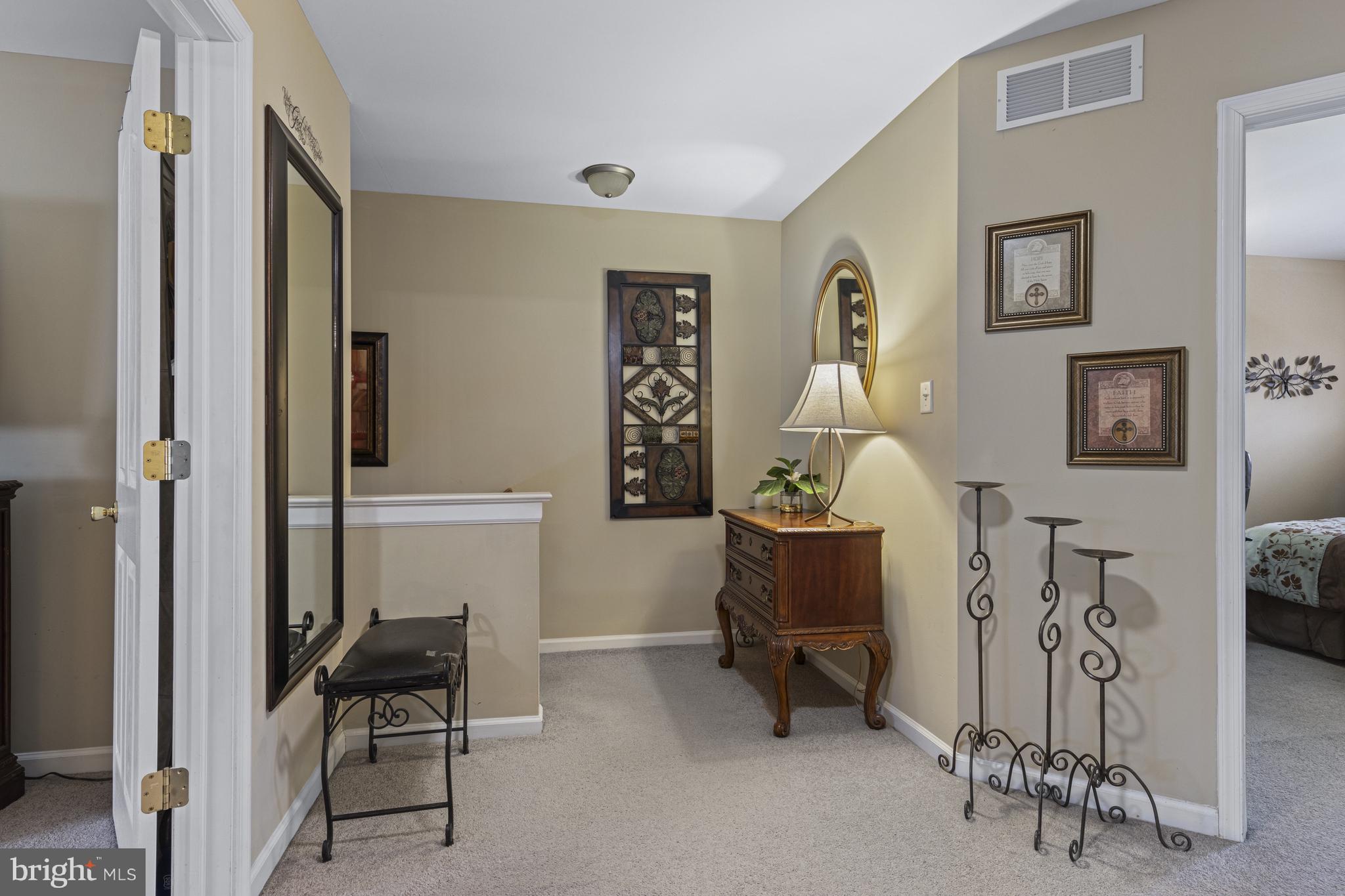 SCHOOL HOUSE LANE - Residential