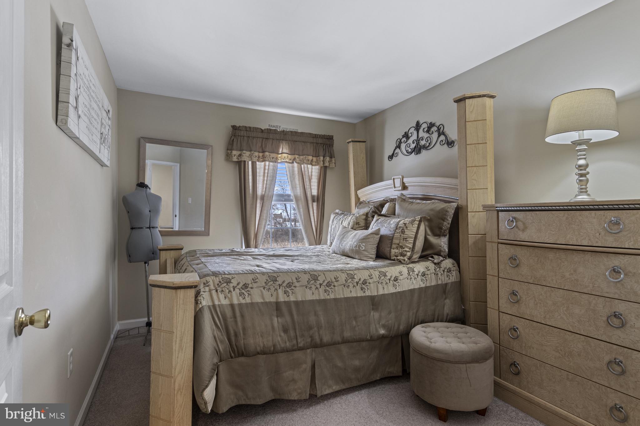 SCHOOL HOUSE LANE - Residential