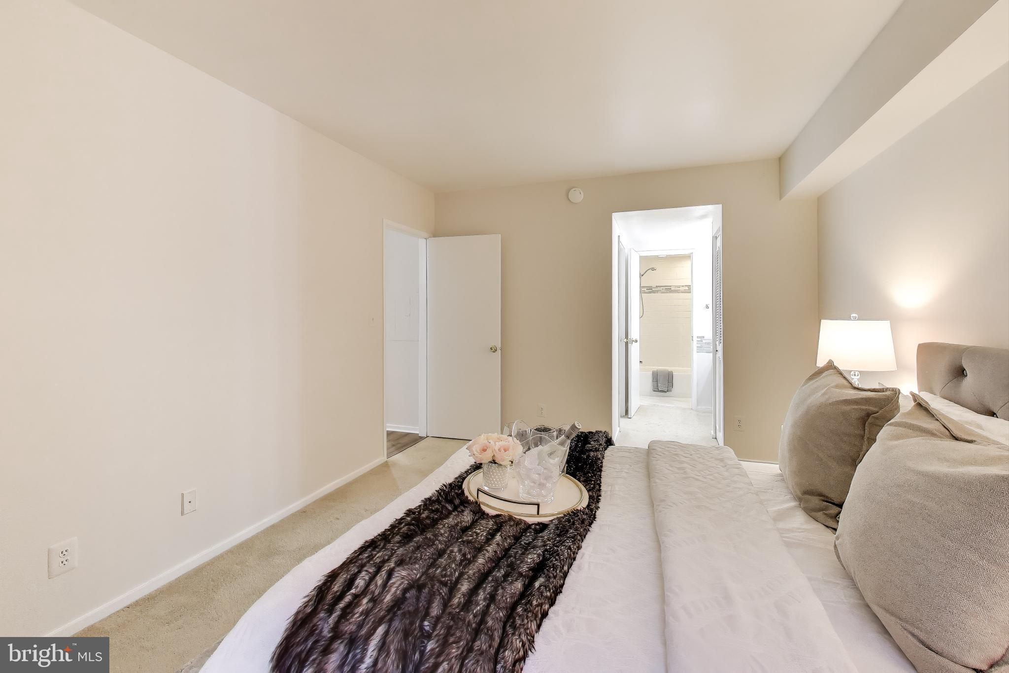 MIRAMONT VILLAS - Residential