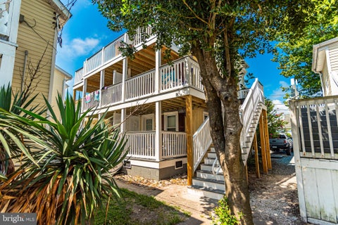 Condo For Sale - 205 5th St #39<br/> OCEAN CITY, MD 21842