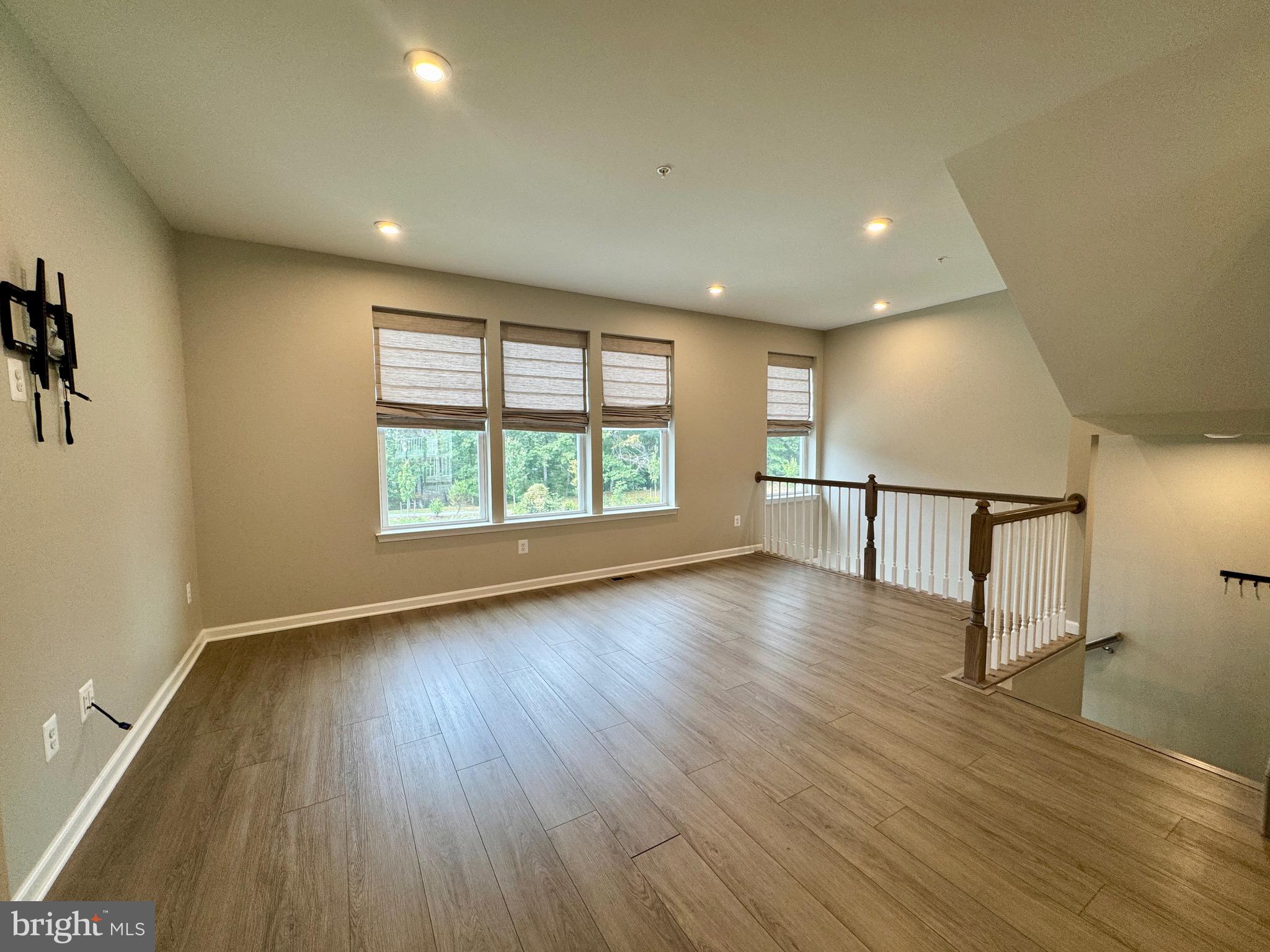 23324 SUGAR PINE LN