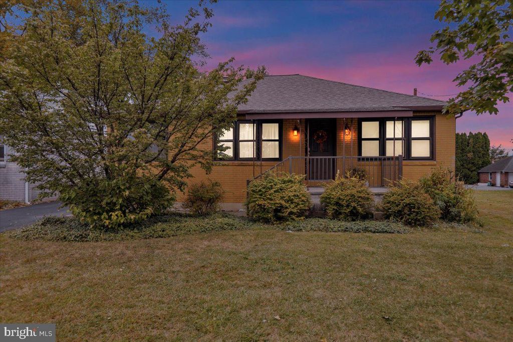 Photo of 412 N 15th Avenue, LEBANON, PA 17046 (MLS # PALN2022840)