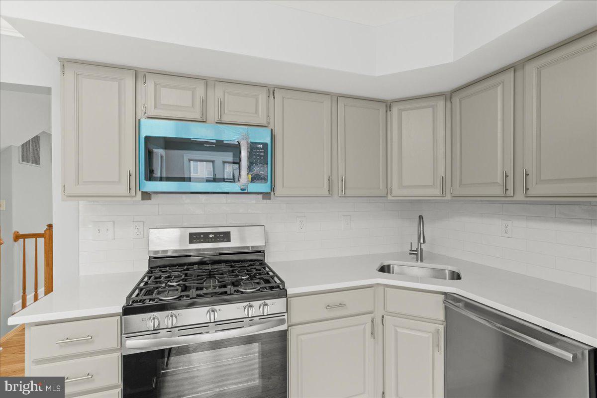 SHEPHERD HILLS - Residential